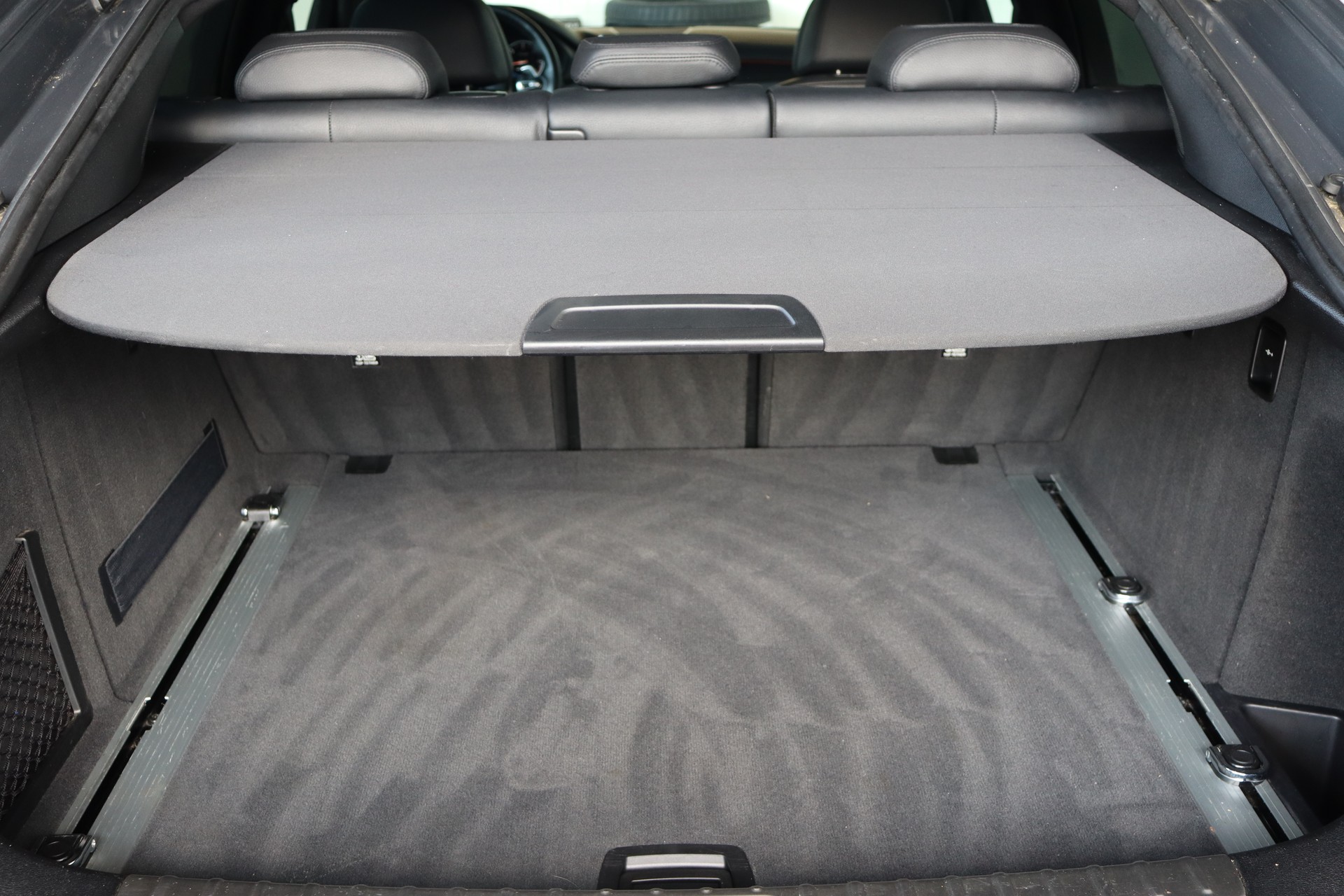 BMW X6 M50D STEPTRONIC ** TIEFERGELEGT ** AVERSUS FELGEN ** FRISCH AB MFK UND SERVICE **-image-31