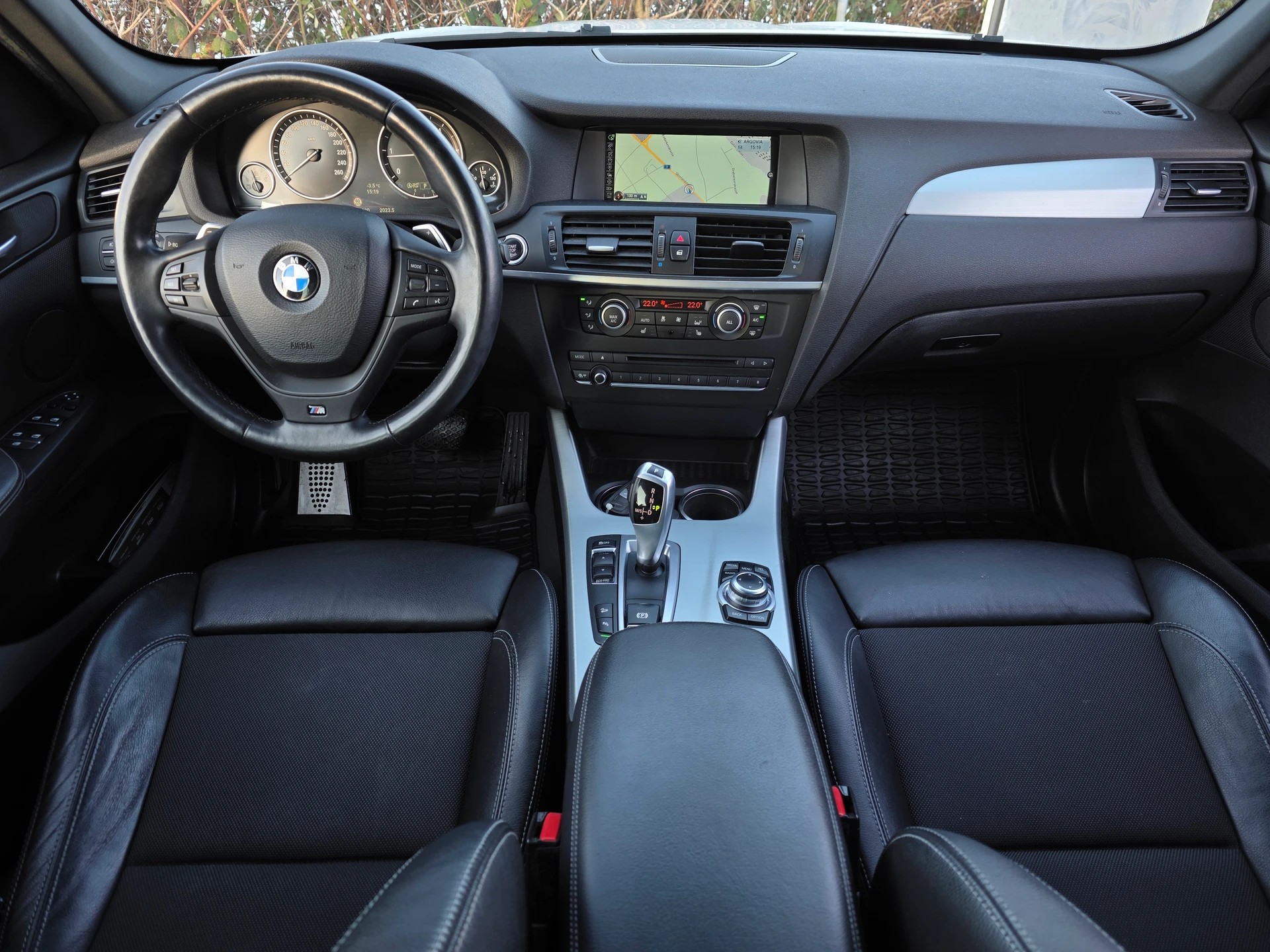 BMW X3 xDrive 20d M-Sport Steptronic *CH-Fahrzeug* Frisch ab MFK *-image-10