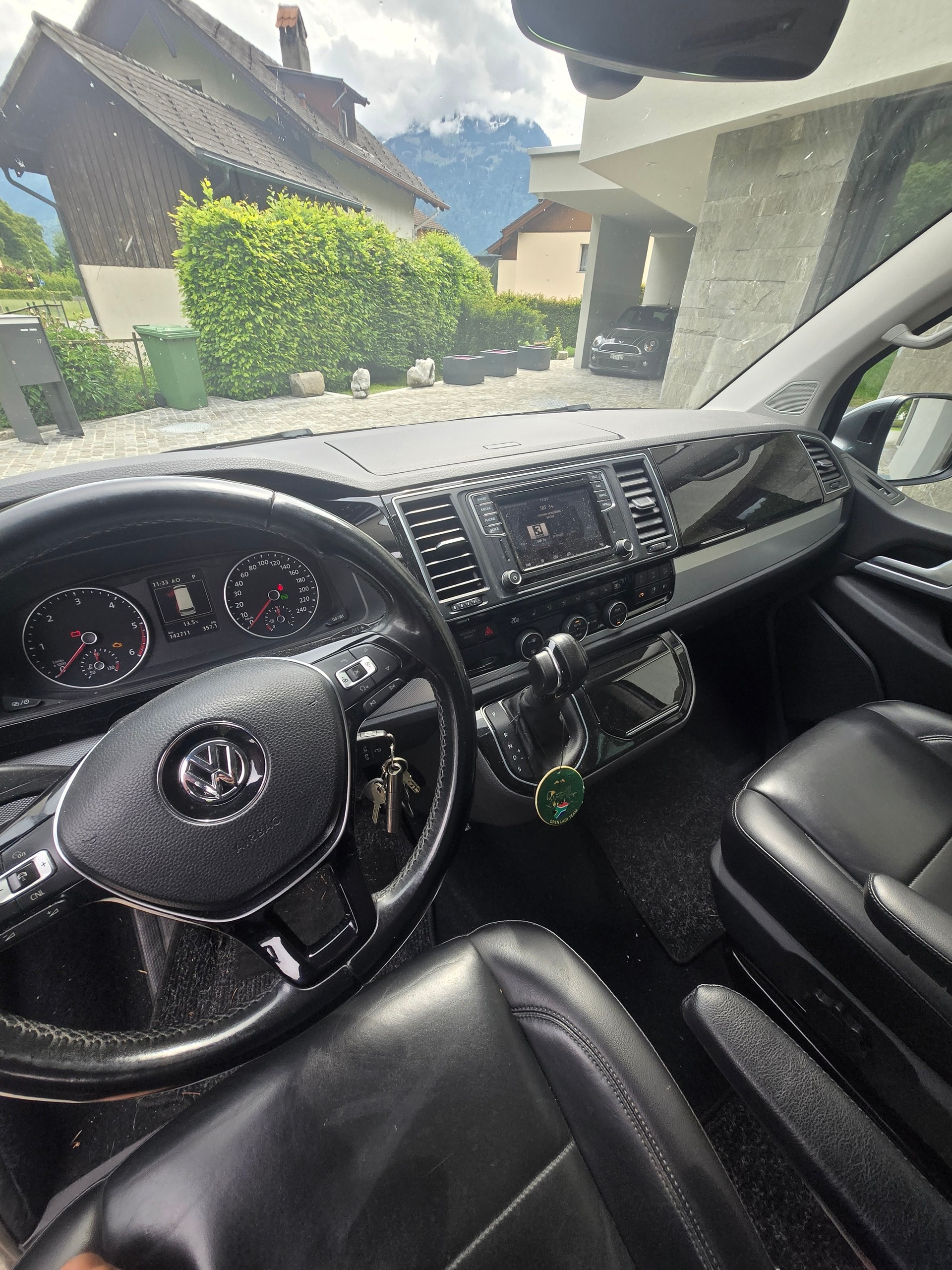 VW 2.0 TDI T6 Space Camper-image-1