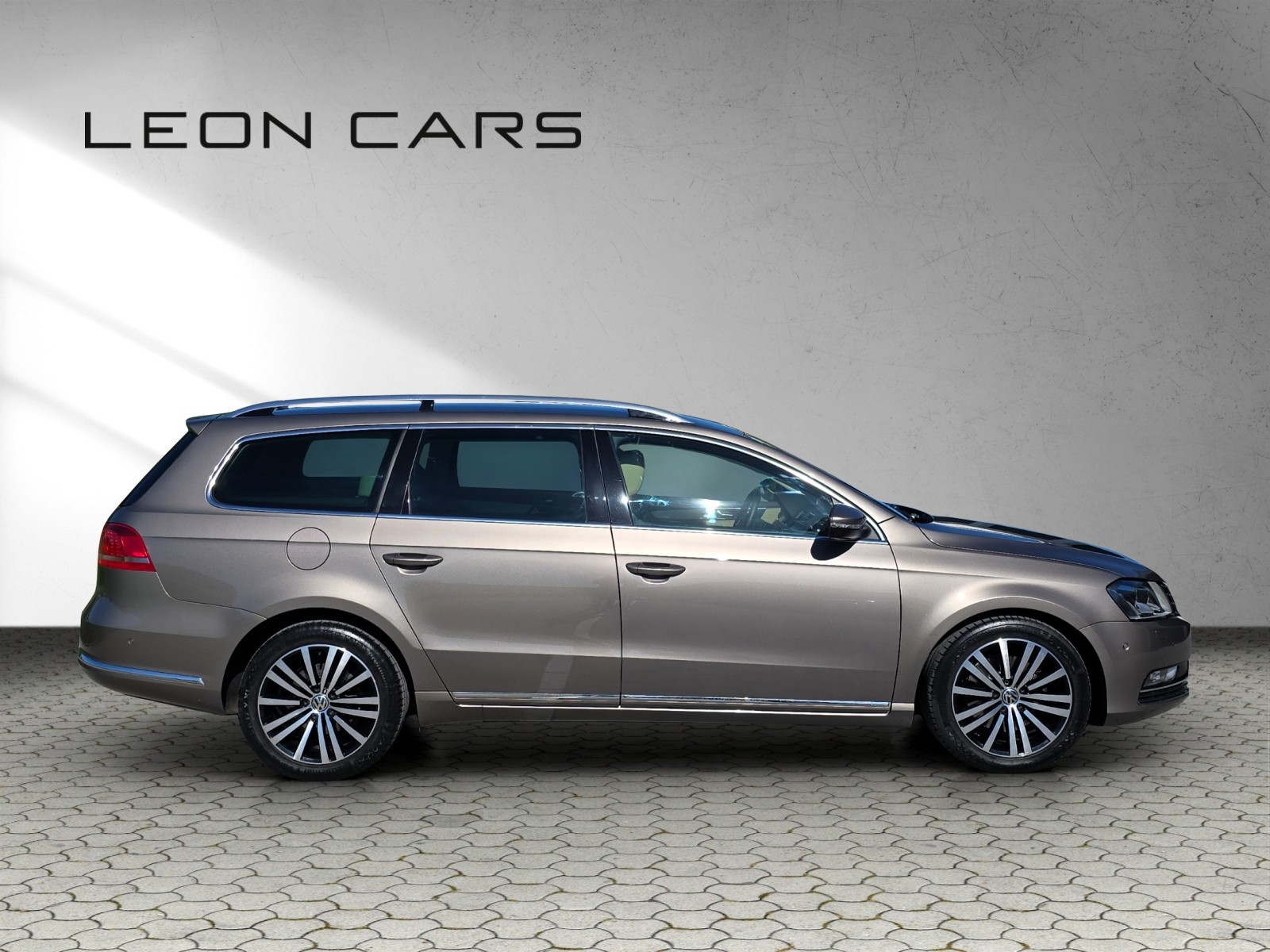 VW Passat Variant 2.0 TDI BMT Highline DSG-showroom-element-3
