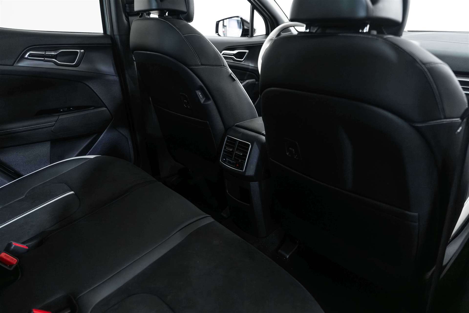 KIA Sportage 1.6T-GDi HEV GT-Line 239PS 4x4 Automat NEUES MODELL-image-13