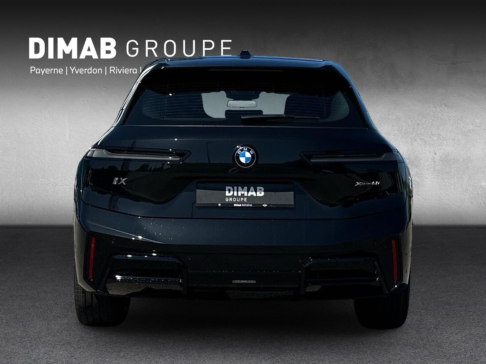BMW iX xDrive60 M Sport Pro (CH) AHK 2.5T ** Action de Leasing à 0.9% ** 📍-showroom-element-3