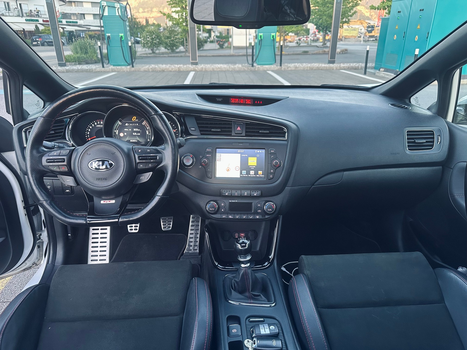 KIA 1.6 GDi Turbo GT-image-6