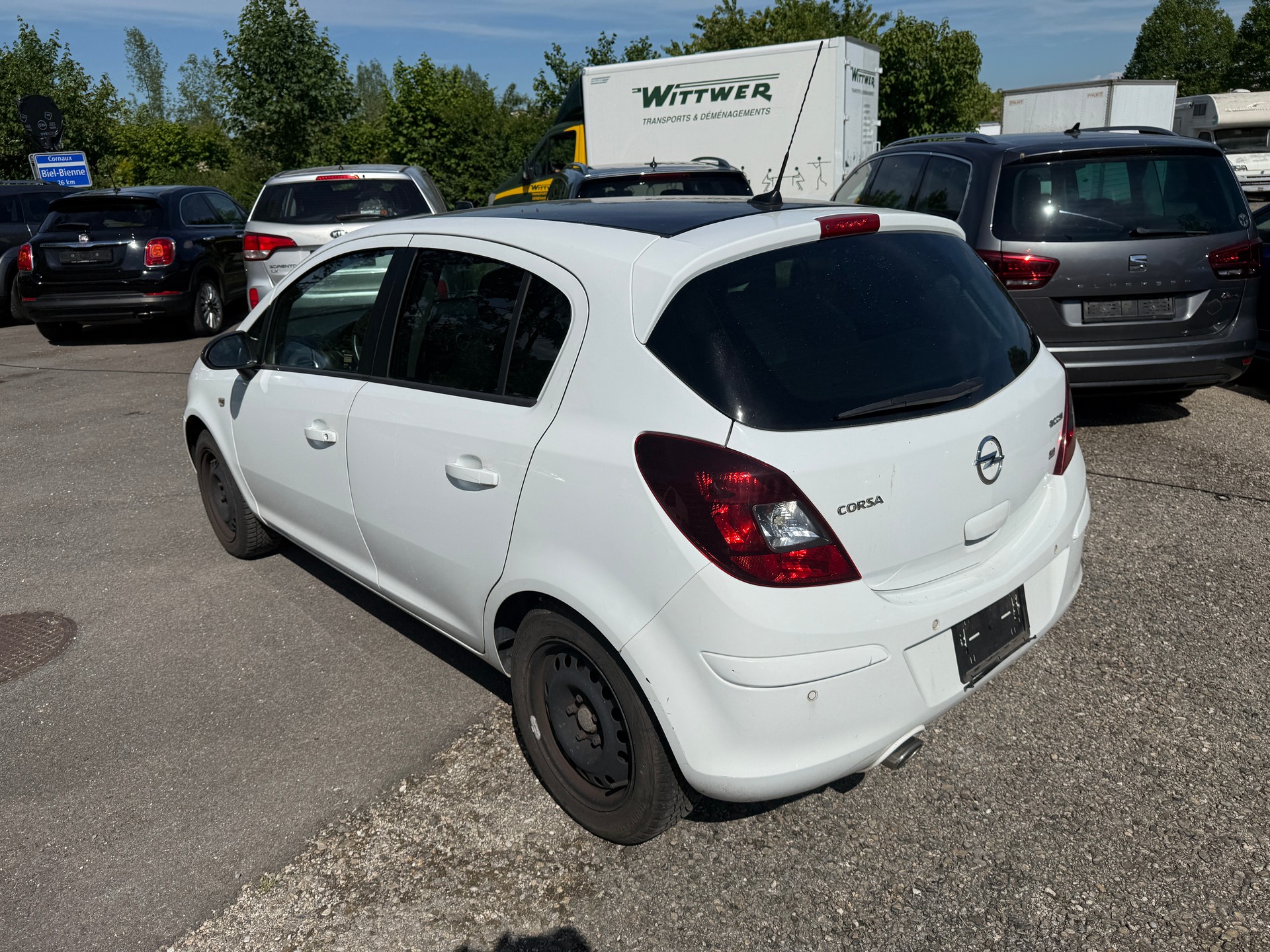 OPEL Corsa 1.4 Turbo Color Edition-image-2