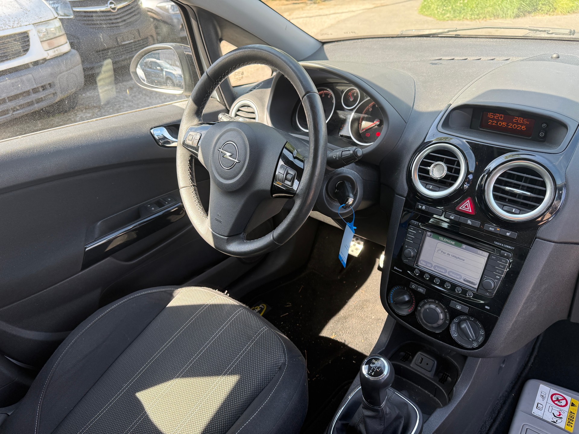 OPEL Corsa 1.4 Turbo Color Edition-image-7