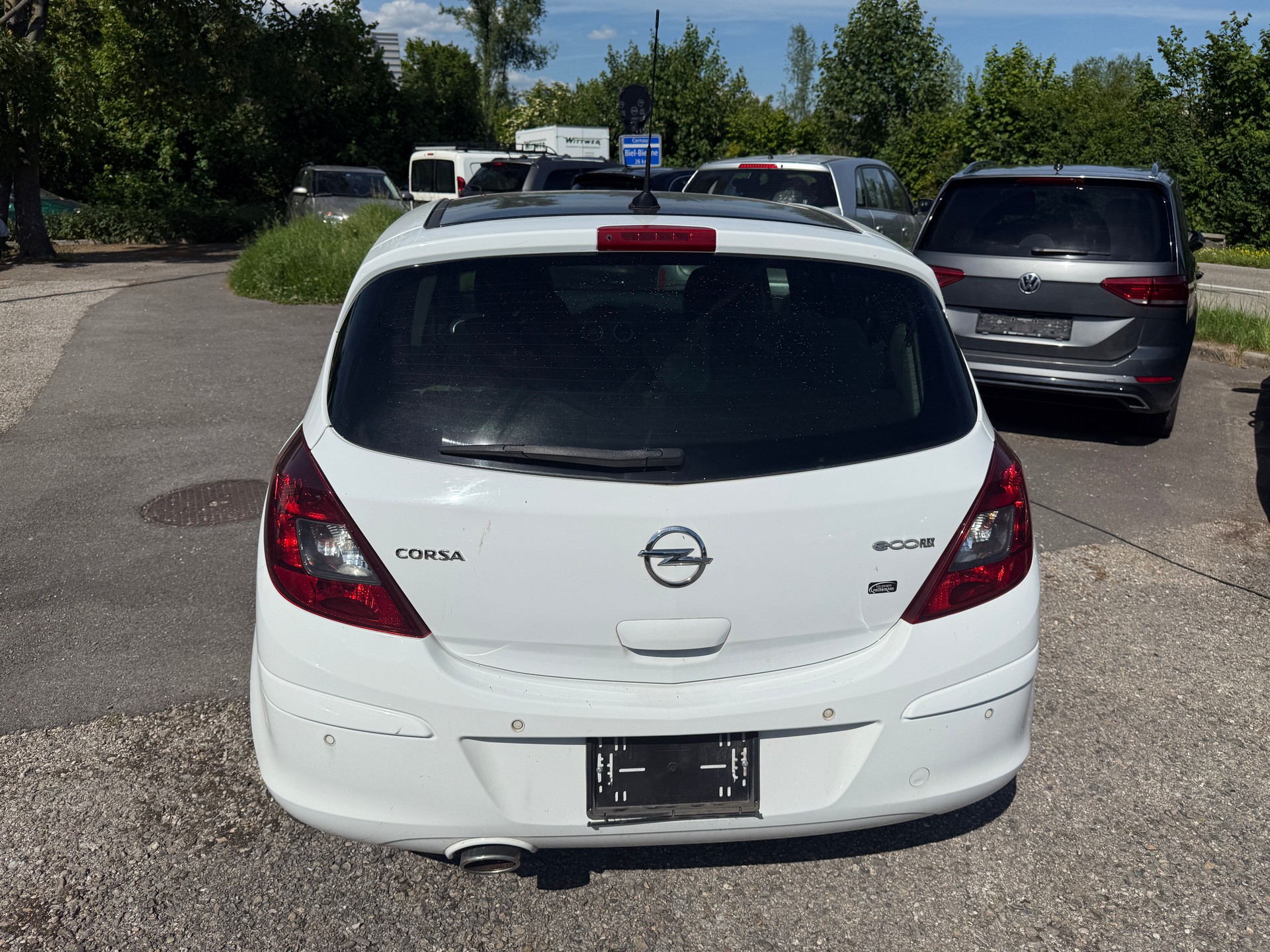 OPEL Corsa 1.4 Turbo Color Edition-image-3