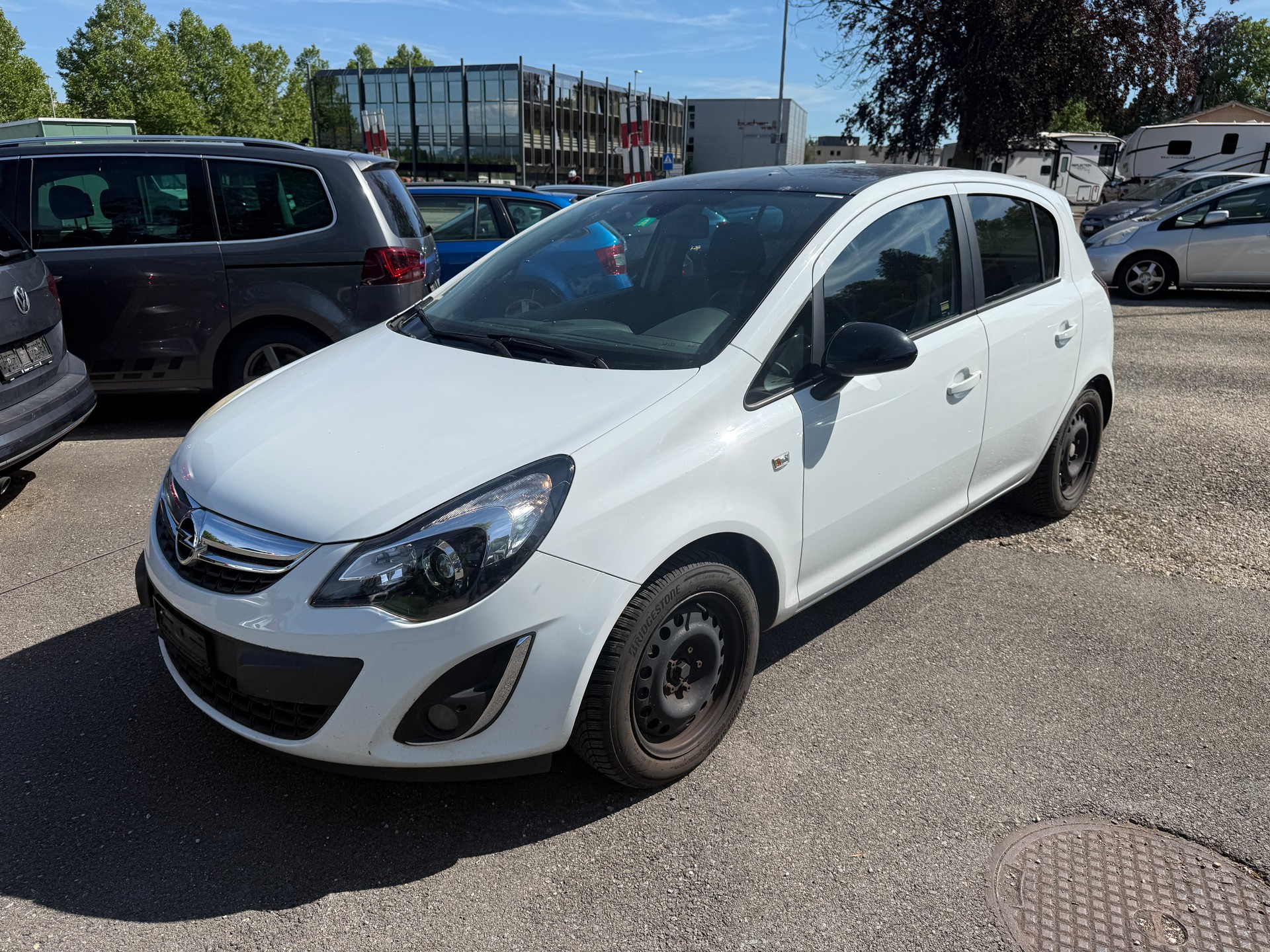 OPEL Corsa 1.4 Turbo Color Edition-image-1