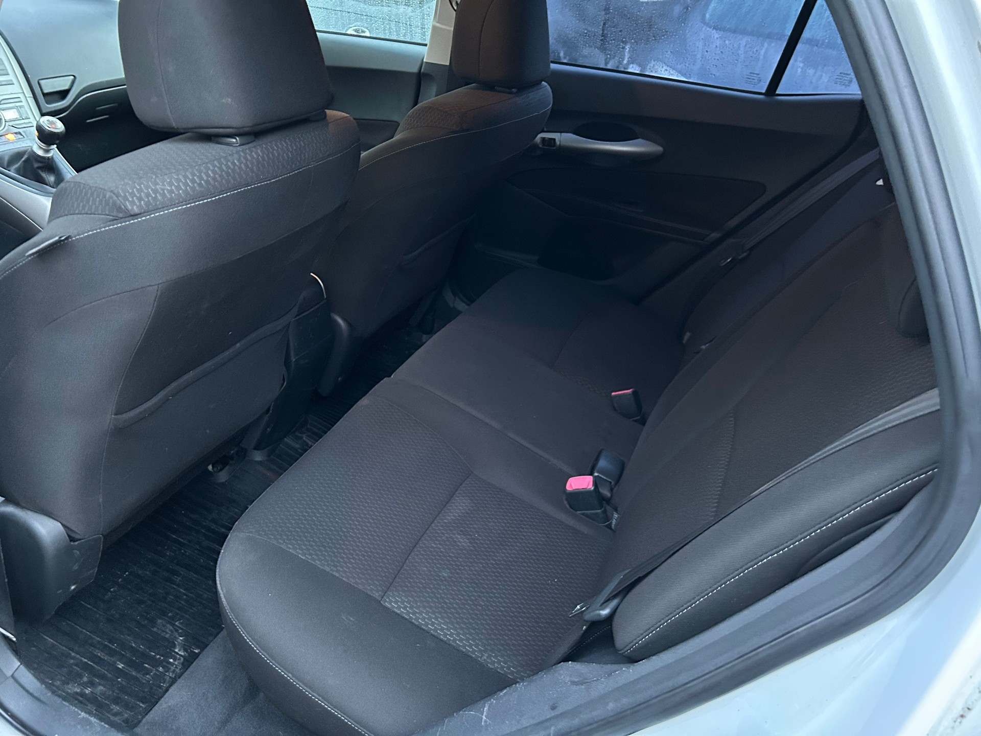 TOYOTA Auris 2.2 D-4D CleanPower Linea Sol Premium-image-14