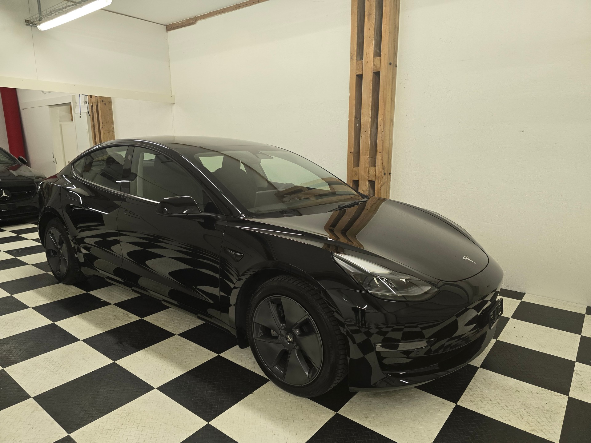 TESLA Model 3 Long Range Dual Motor AWD-image-1