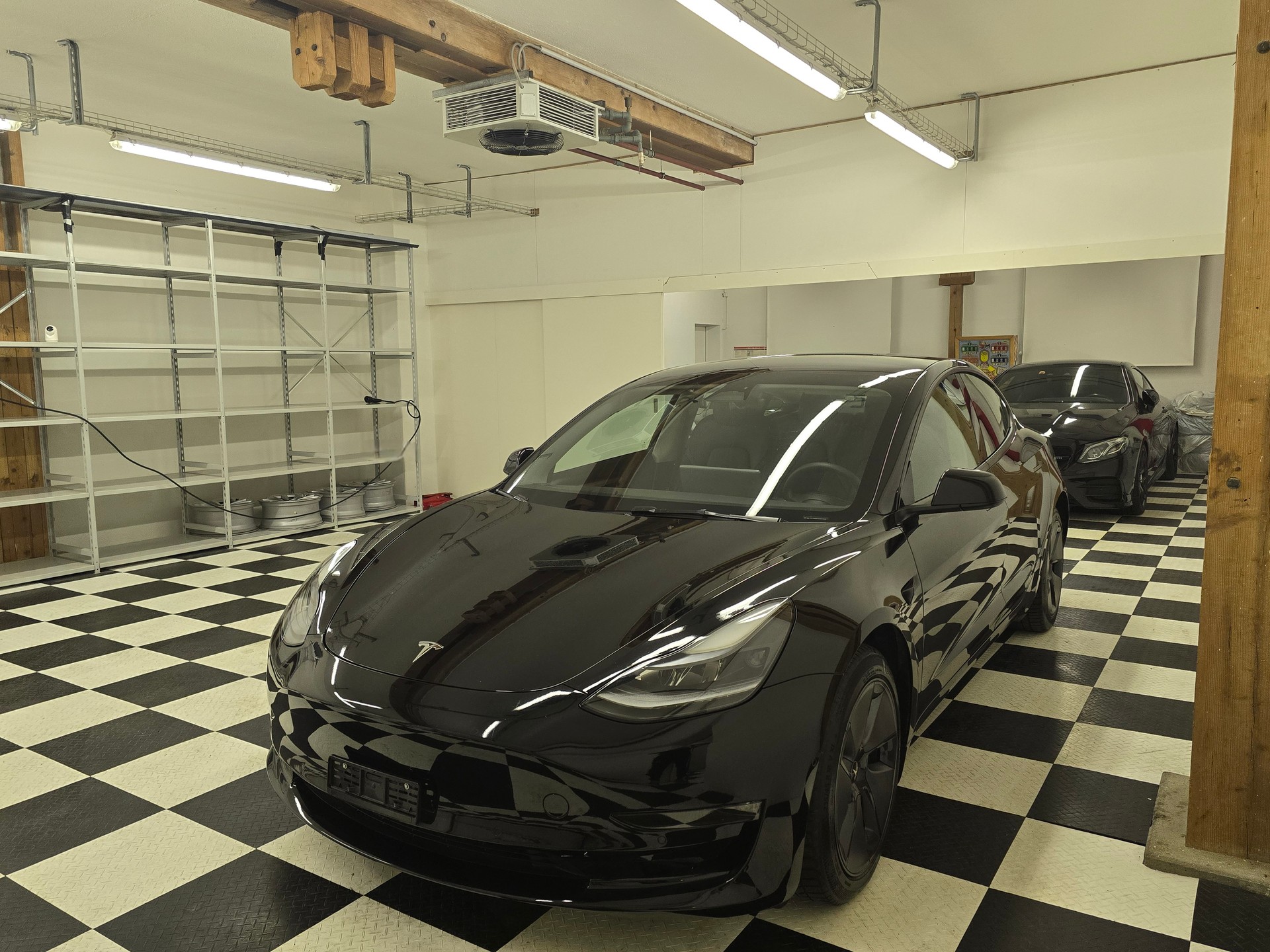 TESLA Model 3 Long Range Dual Motor AWD-image-2