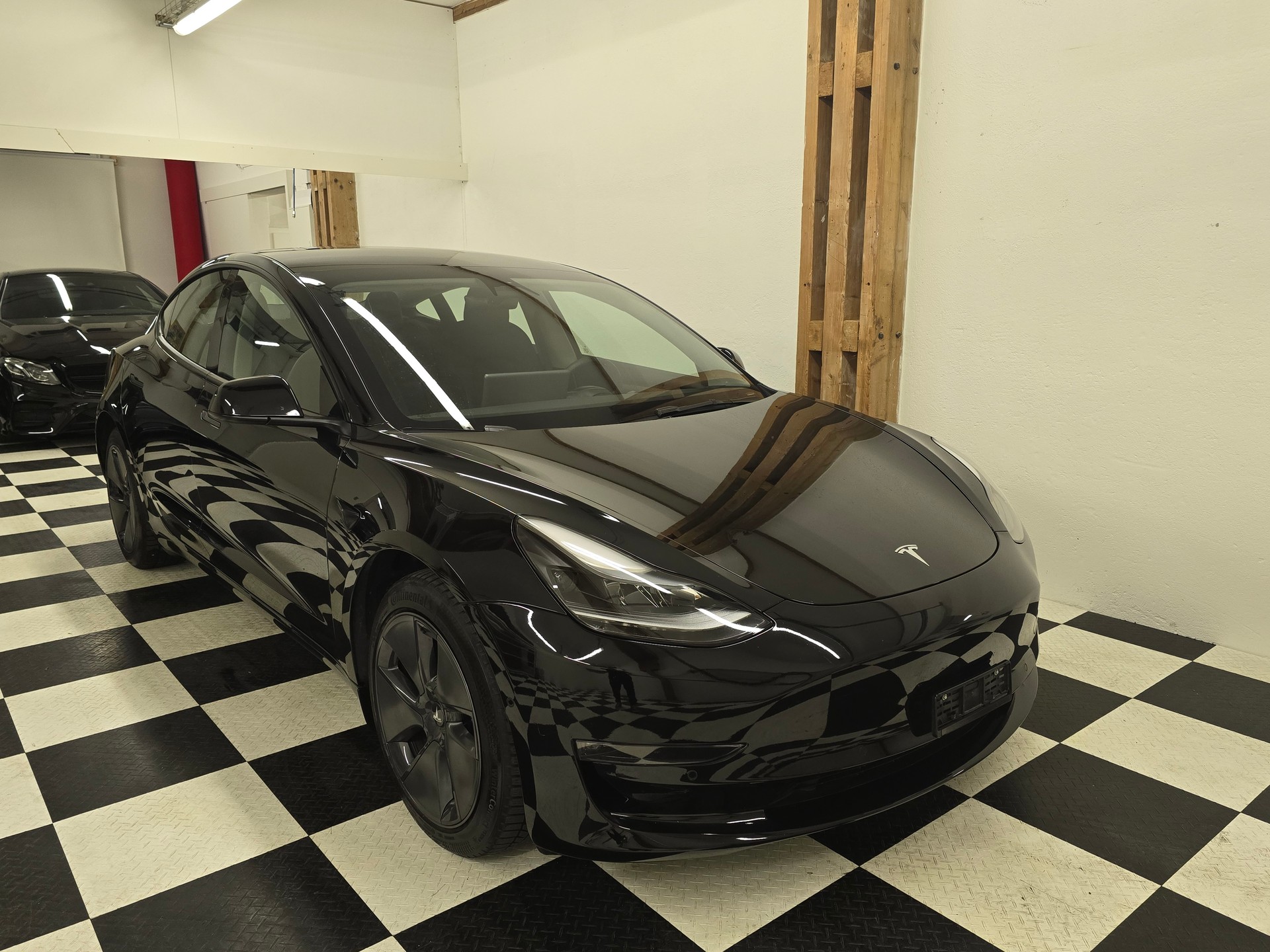 TESLA Model 3 Long Range Dual Motor AWD-image-3