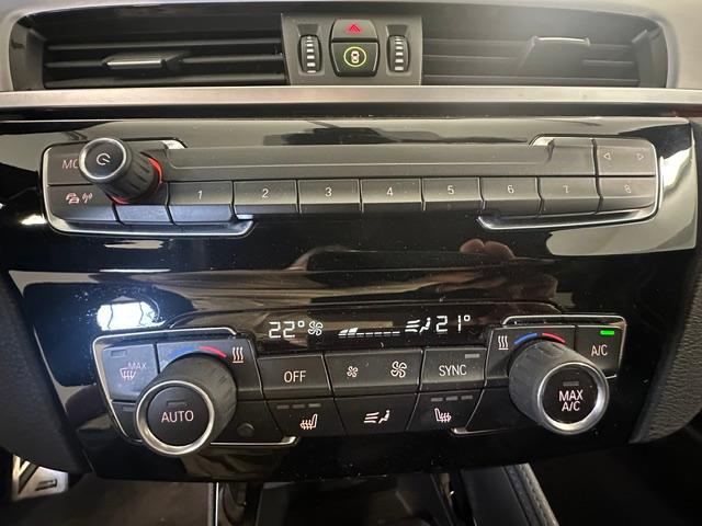 BMW X1 20i xDrive-image-11
