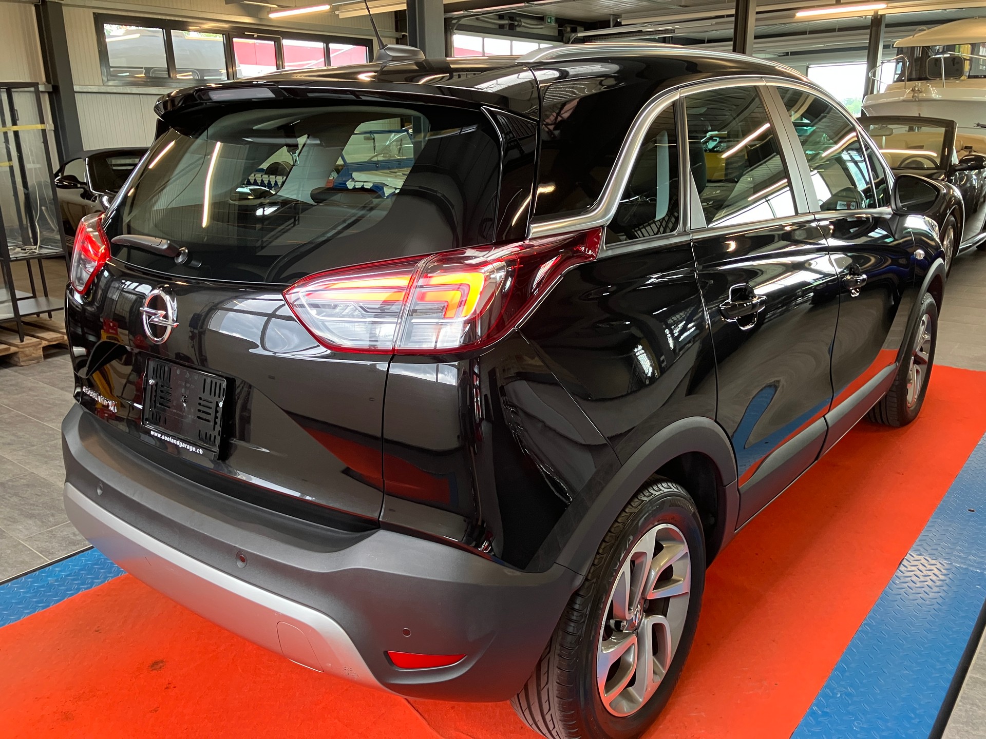 OPEL Crossland X 1.2i Enjoy Automatik-showroom-element-2