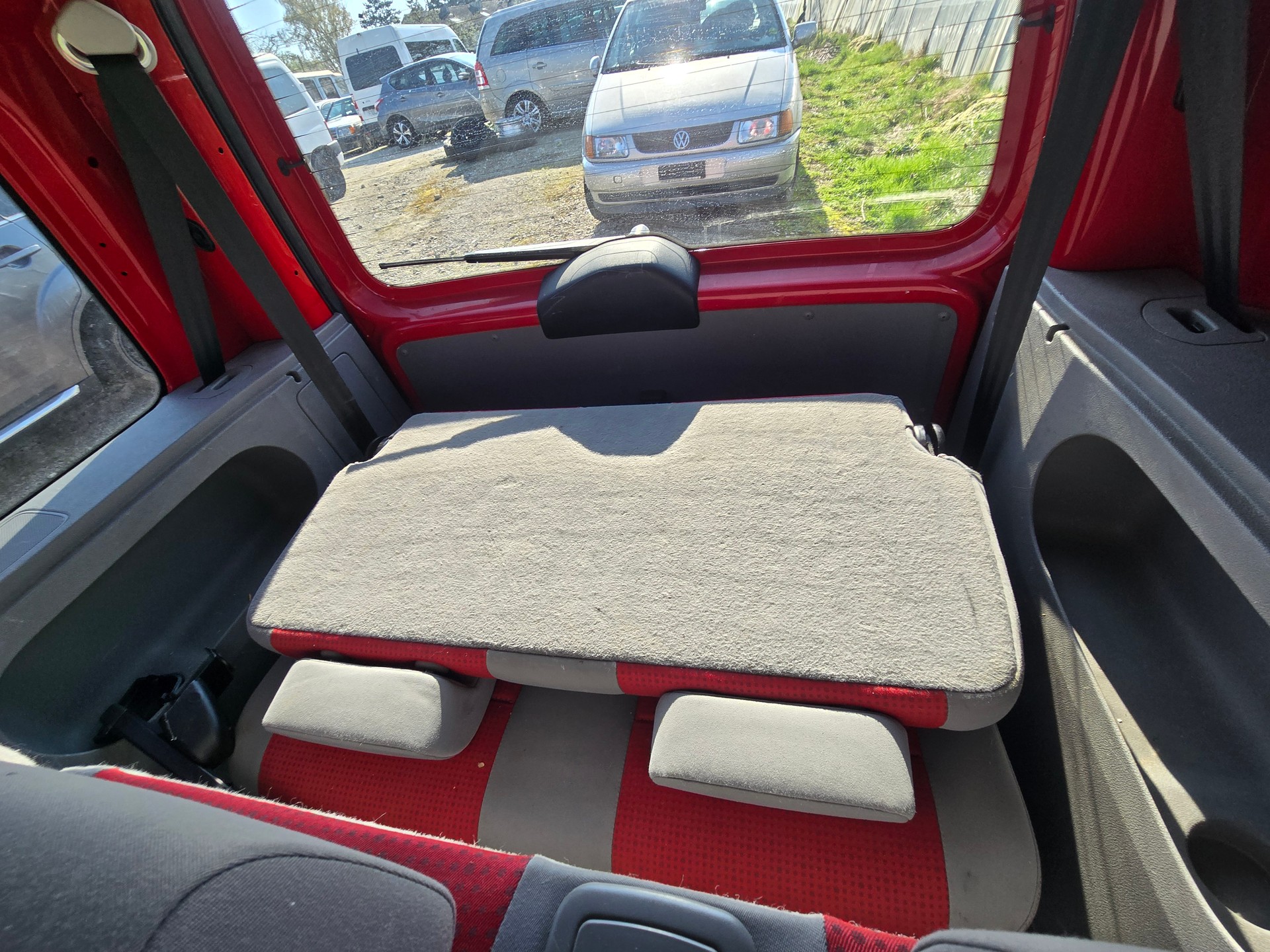 VW Caddy Life 1.6-image-6