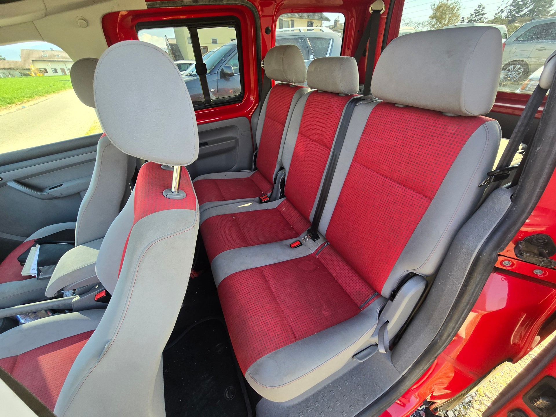 VW Caddy Life 1.6-image-8