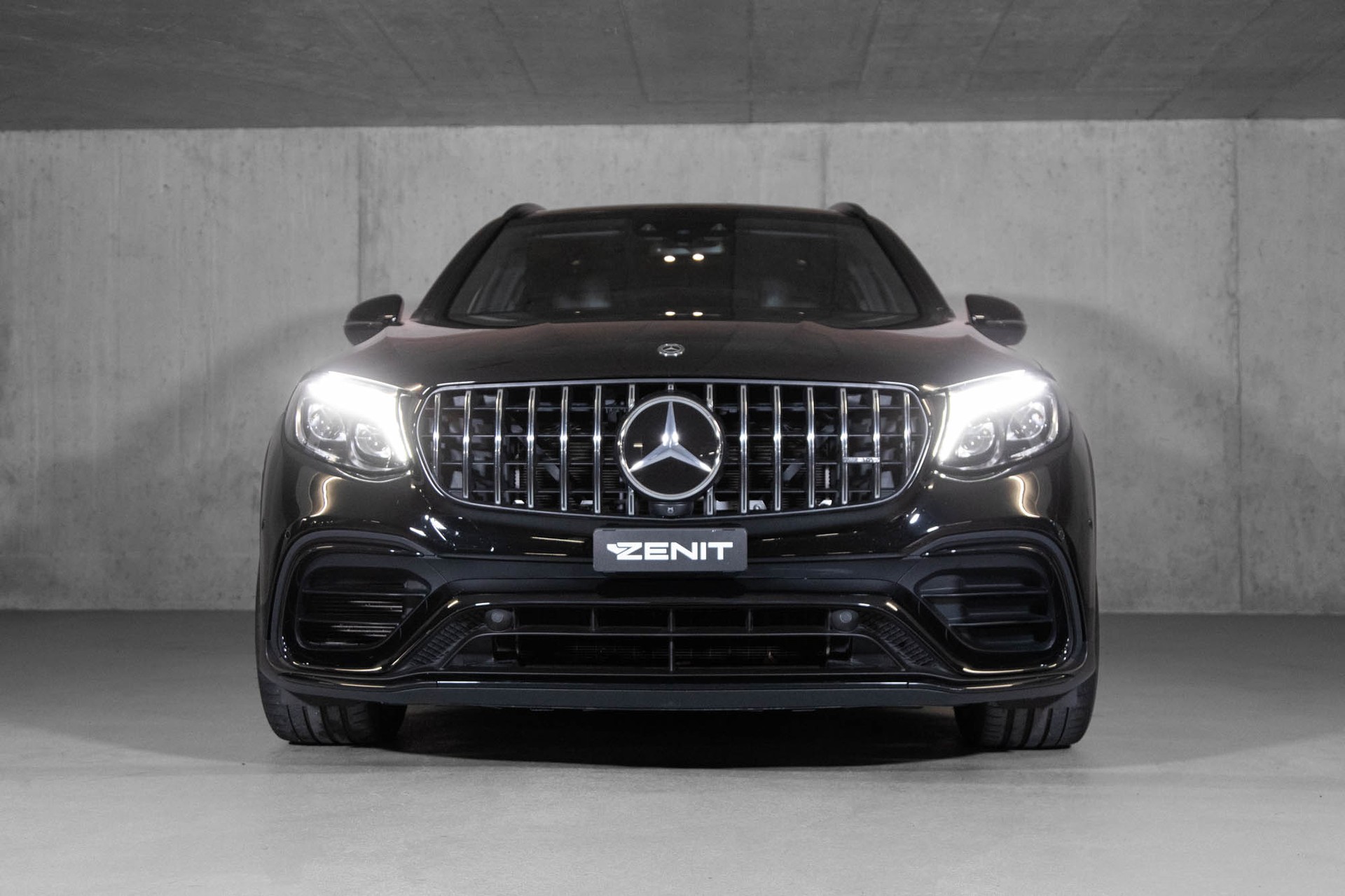 MERCEDES-BENZ GLC 63 S AMG 4Matic+ 9G-Tronic-image-10