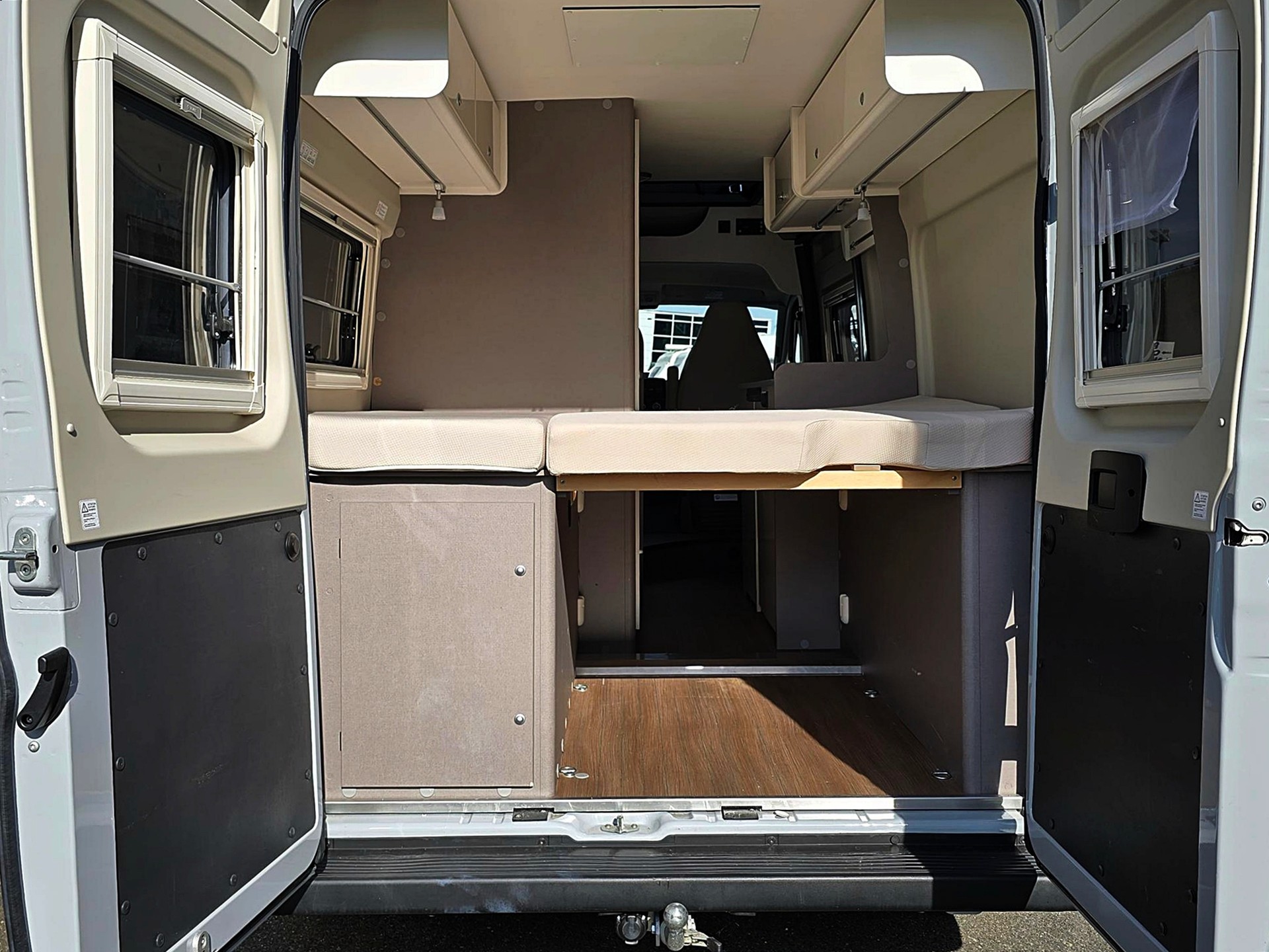 ETRUSCO CV 600 DB COMPLETE SELECTION 2,3 DIESEL 9G-AUTOMAT HUBDACH FIAT DUCATO MJ 140-image-8