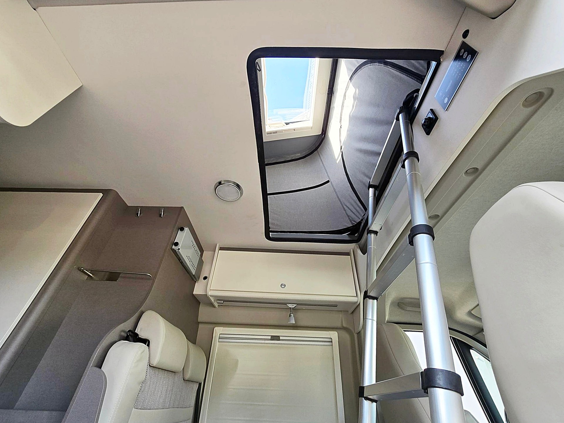 ETRUSCO CV 600 DB COMPLETE SELECTION 2,3 DIESEL 9G-AUTOMAT HUBDACH FIAT DUCATO MJ 140-image-6