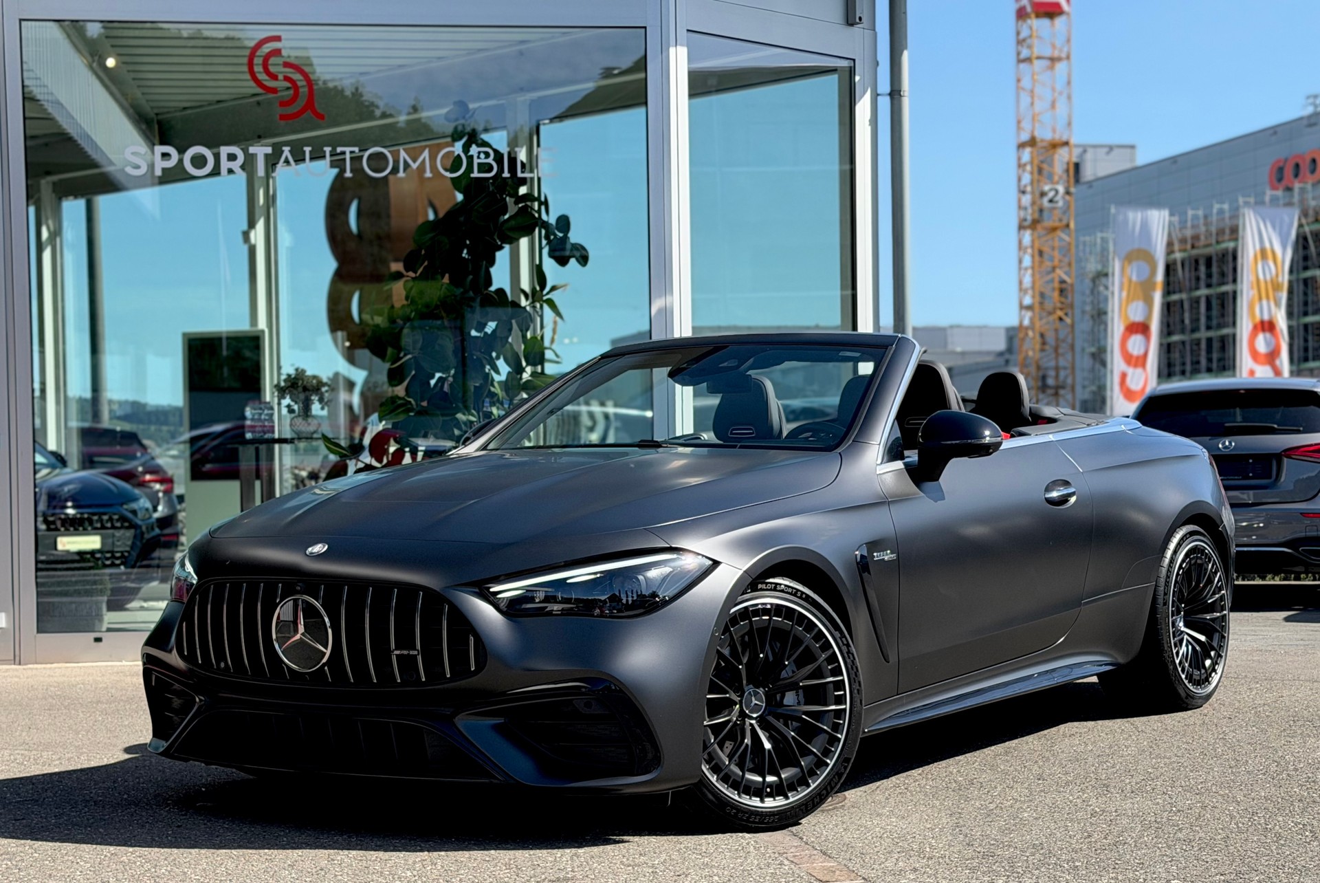 MERCEDES-BENZ CLE AMG 53 Cabrio 4Matic+ 9G-Tronic-showroom-element-2