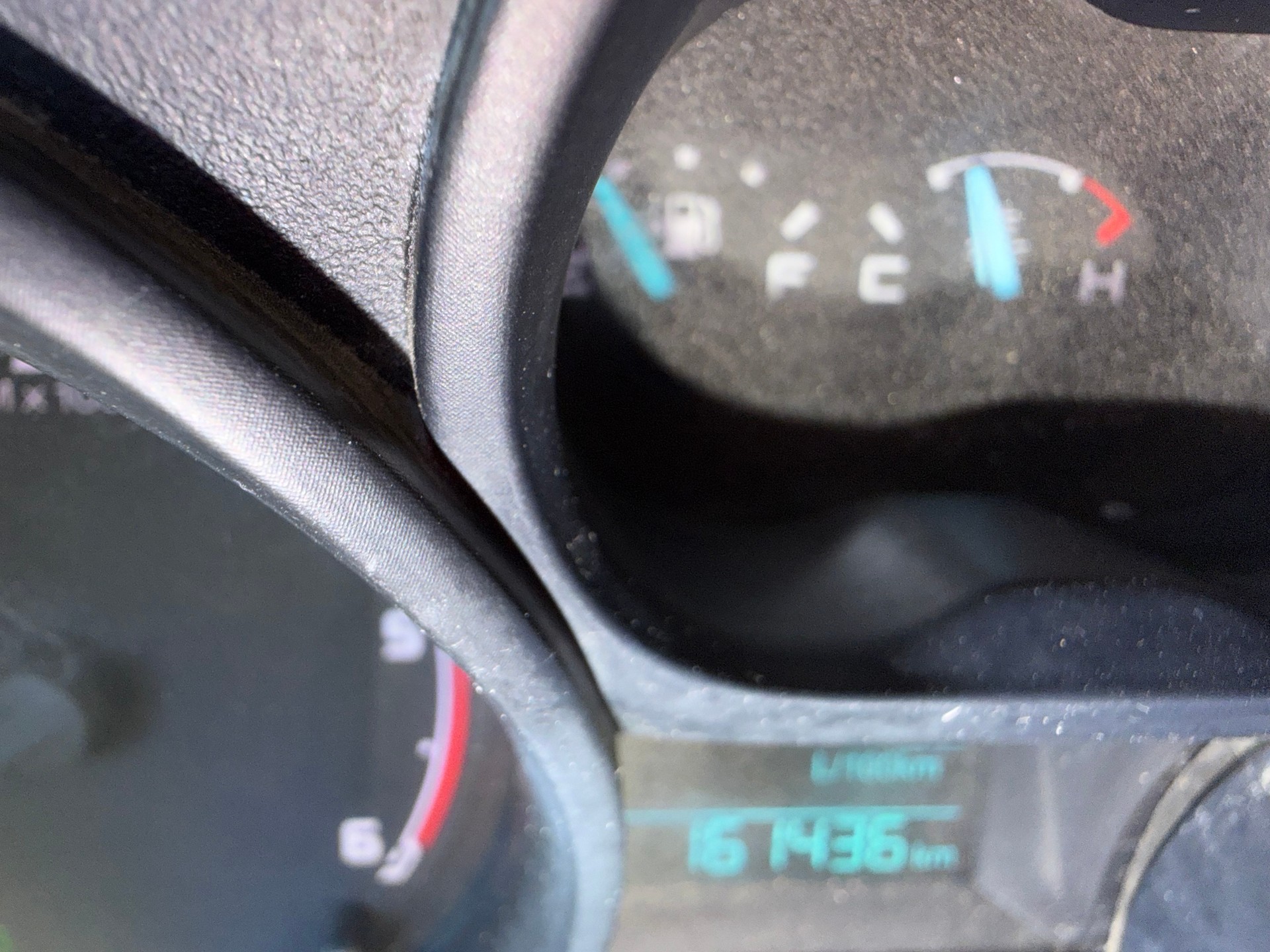 FORD Ranger XLT 2.2 TDCi 4x4-image-9