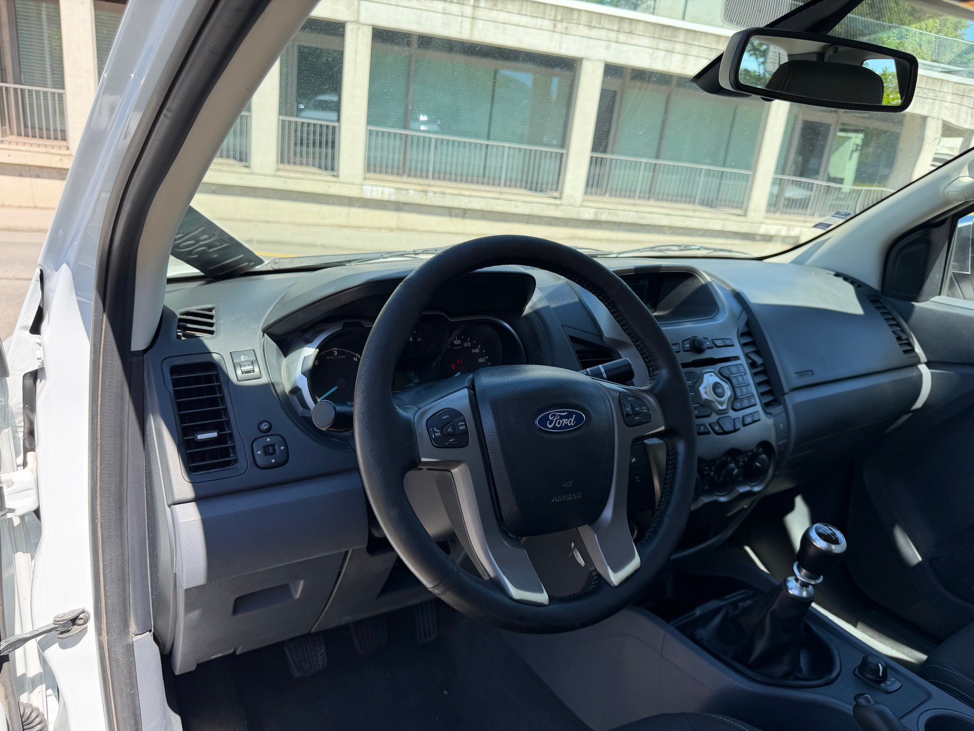 FORD Ranger XLT 2.2 TDCi 4x4-image-7