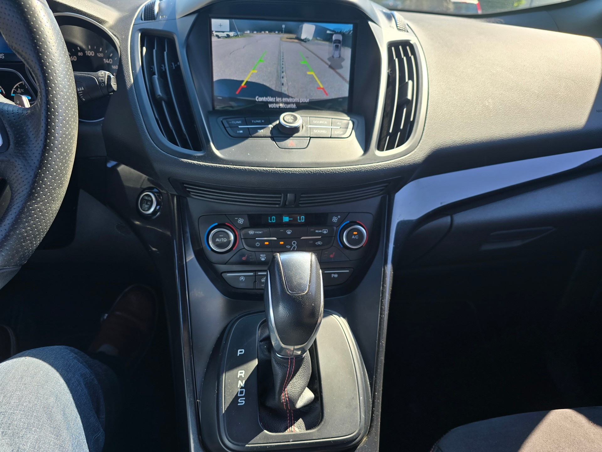 FORD Kuga 2.0 TDCi ST Line High 4WD PowerShift-image-10