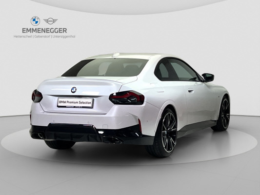 BMW M240i xDrive-image-4