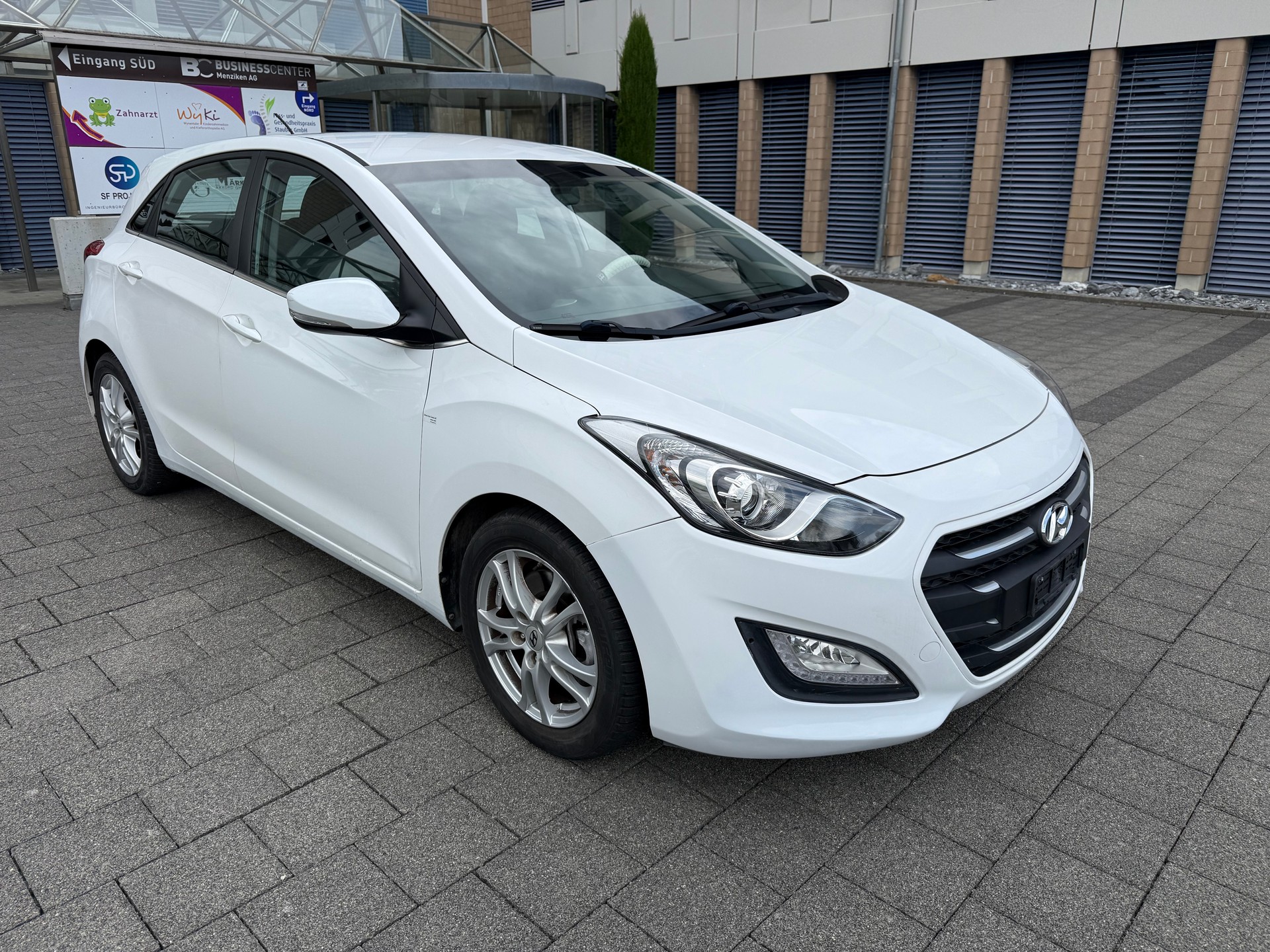 HYUNDAI i30 1.6 CRDi Vertex Automatic DCT