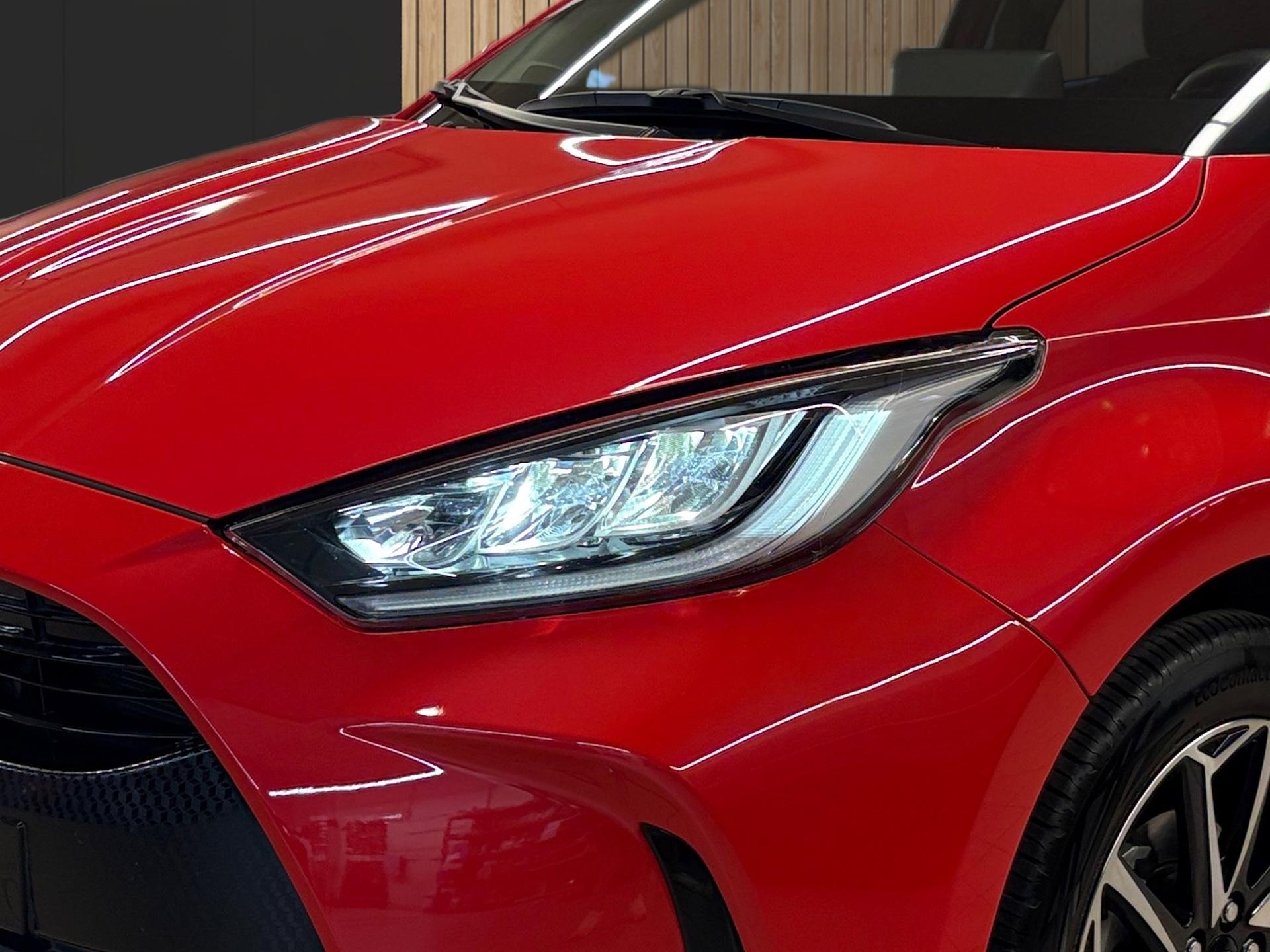 TOYOTA Yaris 1.5 Trend-image-8
