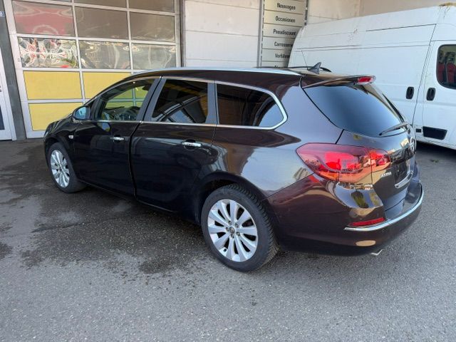 OPEL Astra SportsTourer 1.4i 16V Turbo Active Edition-showroom-element-3