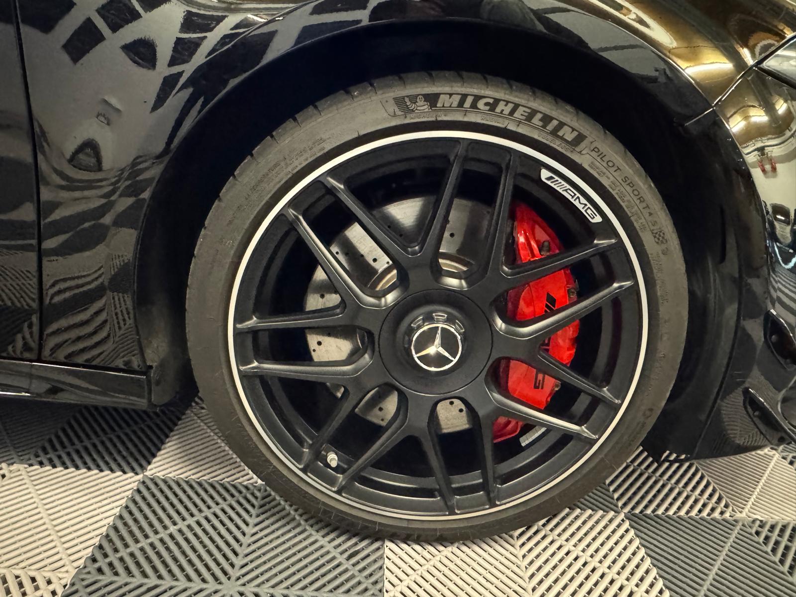 MERCEDES-BENZ A 45 S AMG 4Matic+ Speedshift-image-30
