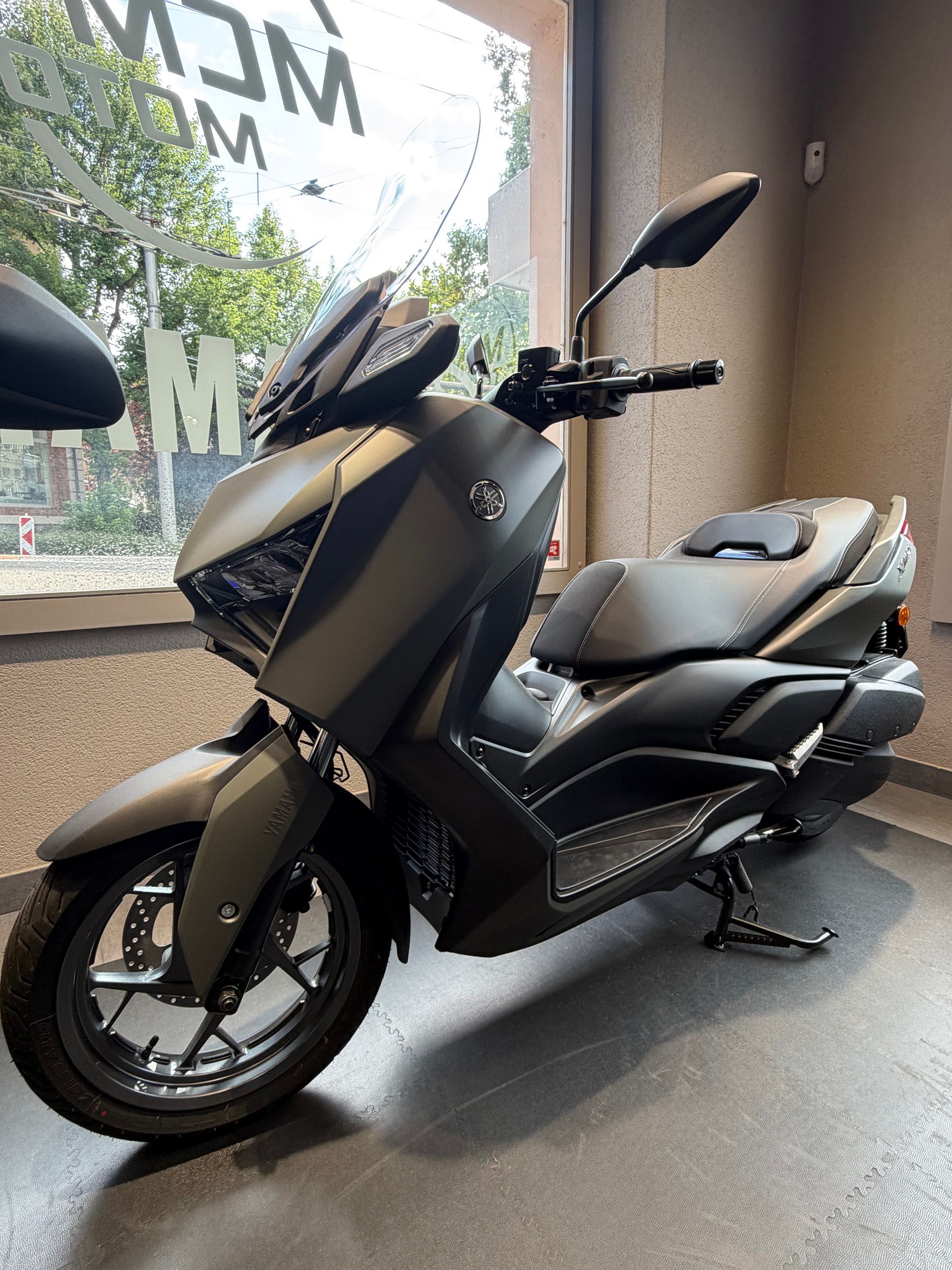 YAMAHA X-Max 300-image-1