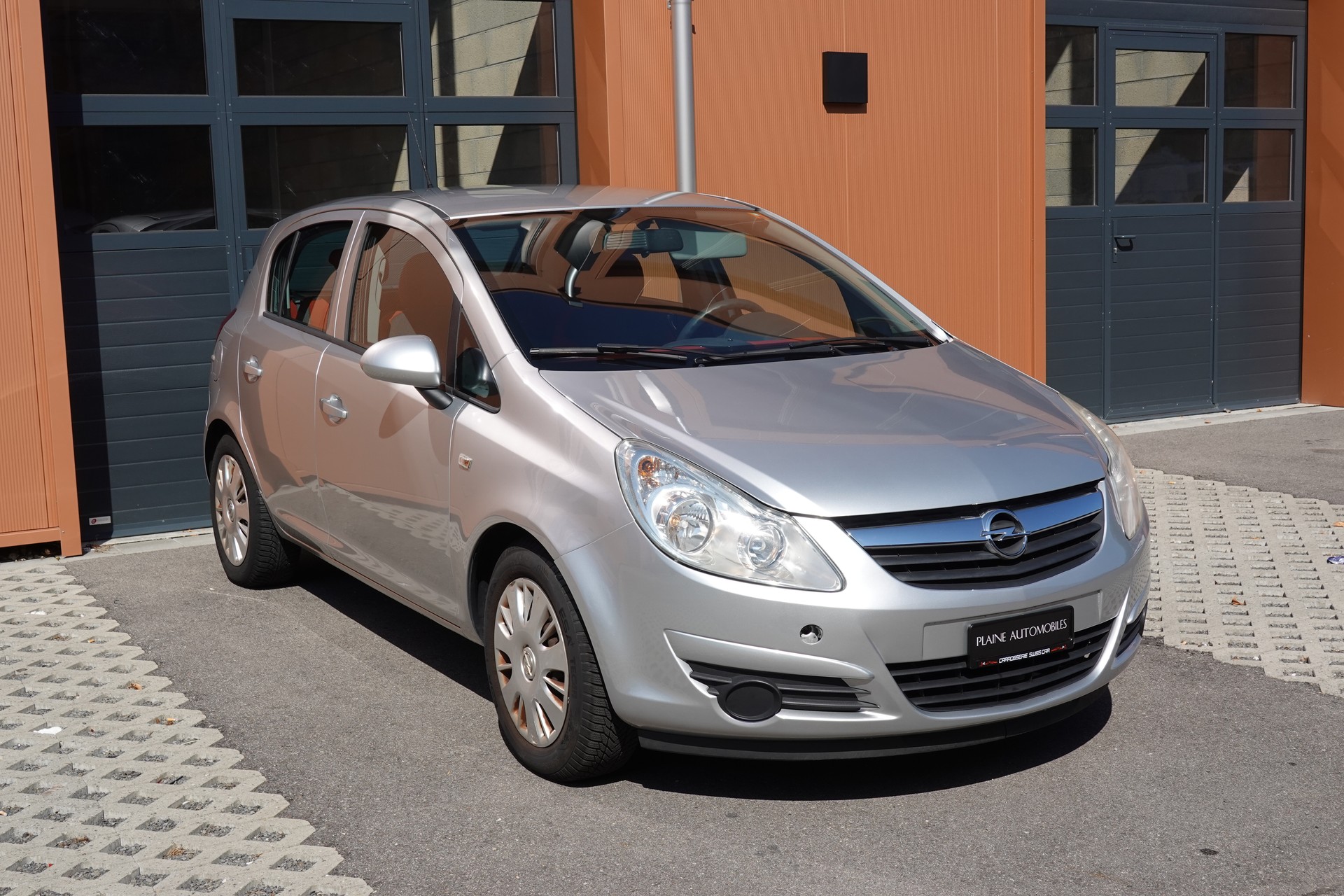 OPEL Corsa 1.4 TP Enjoy "CH Vehicule * Capteur stationnement"-showroom-element-2