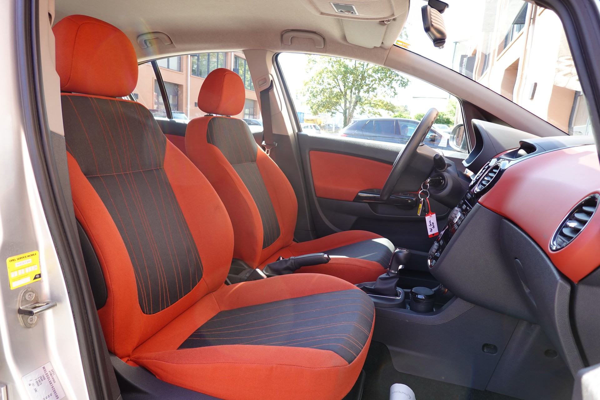OPEL Corsa 1.4 TP Enjoy "CH Vehicule * Capteur stationnement"-image-18