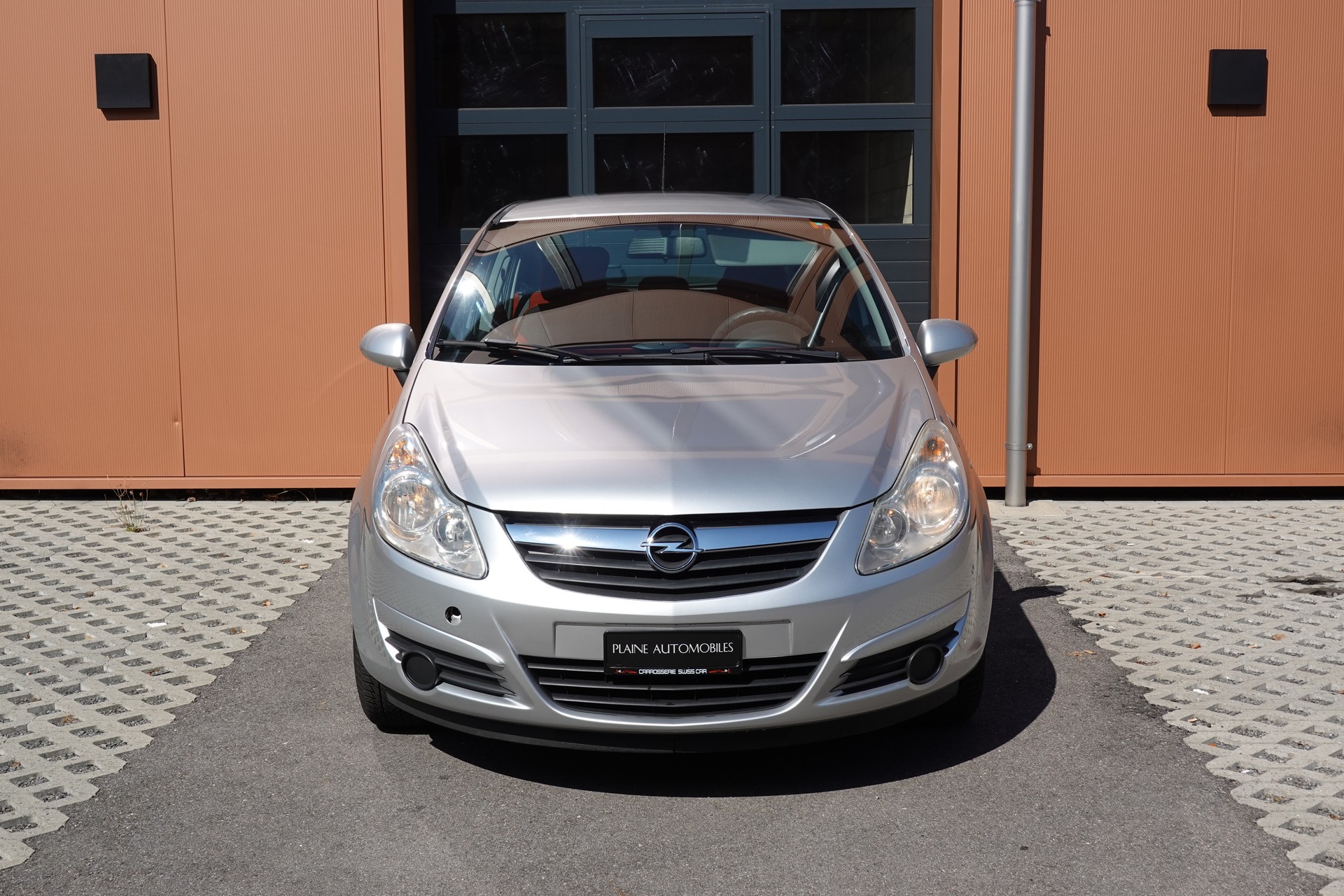 OPEL Corsa 1.4 TP Enjoy "CH Vehicule * Capteur stationnement"-showroom-element-1