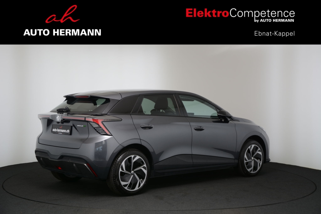 MG 4 EV 64kWh Premium Facelift-image-6