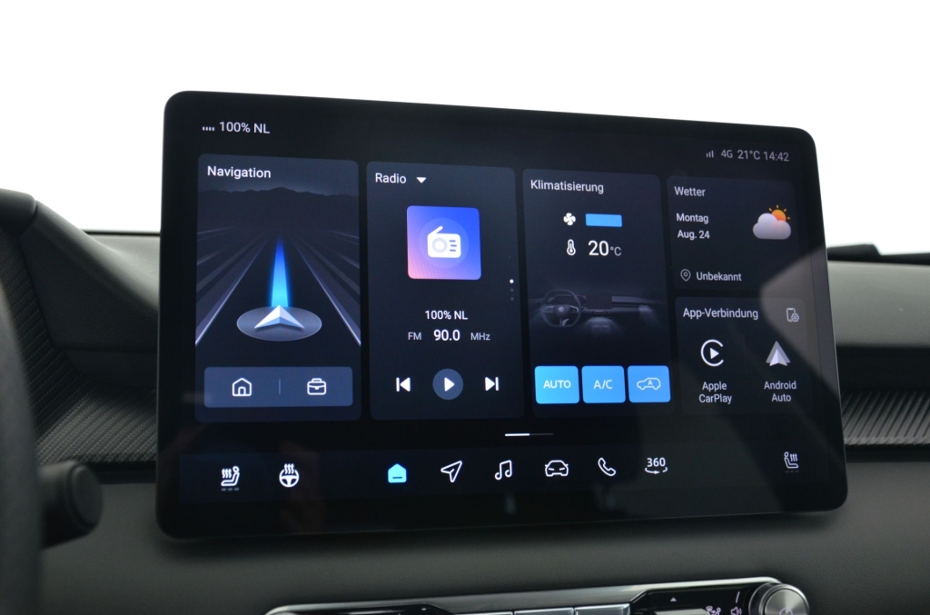 MG 4 EV 64kWh Premium Facelift-image-16