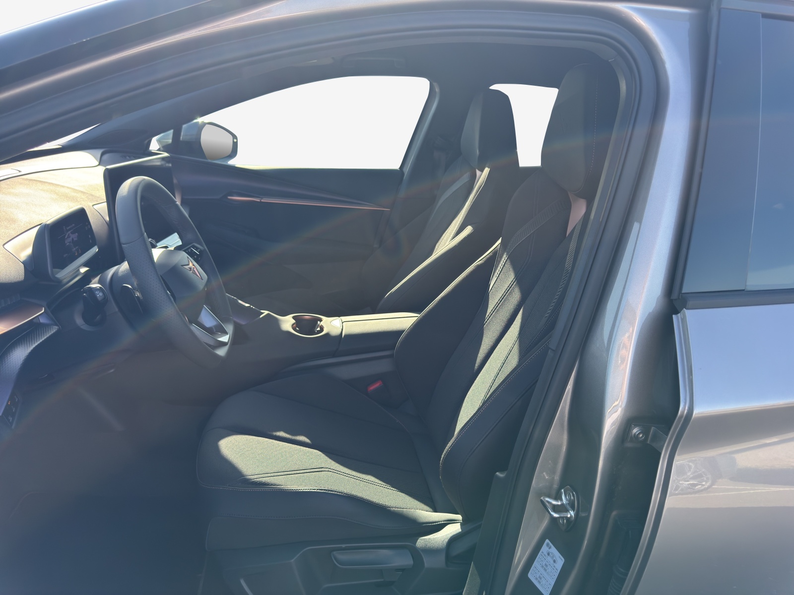CUPRA Tavascan Type 8 77 kWh VZ-image-8