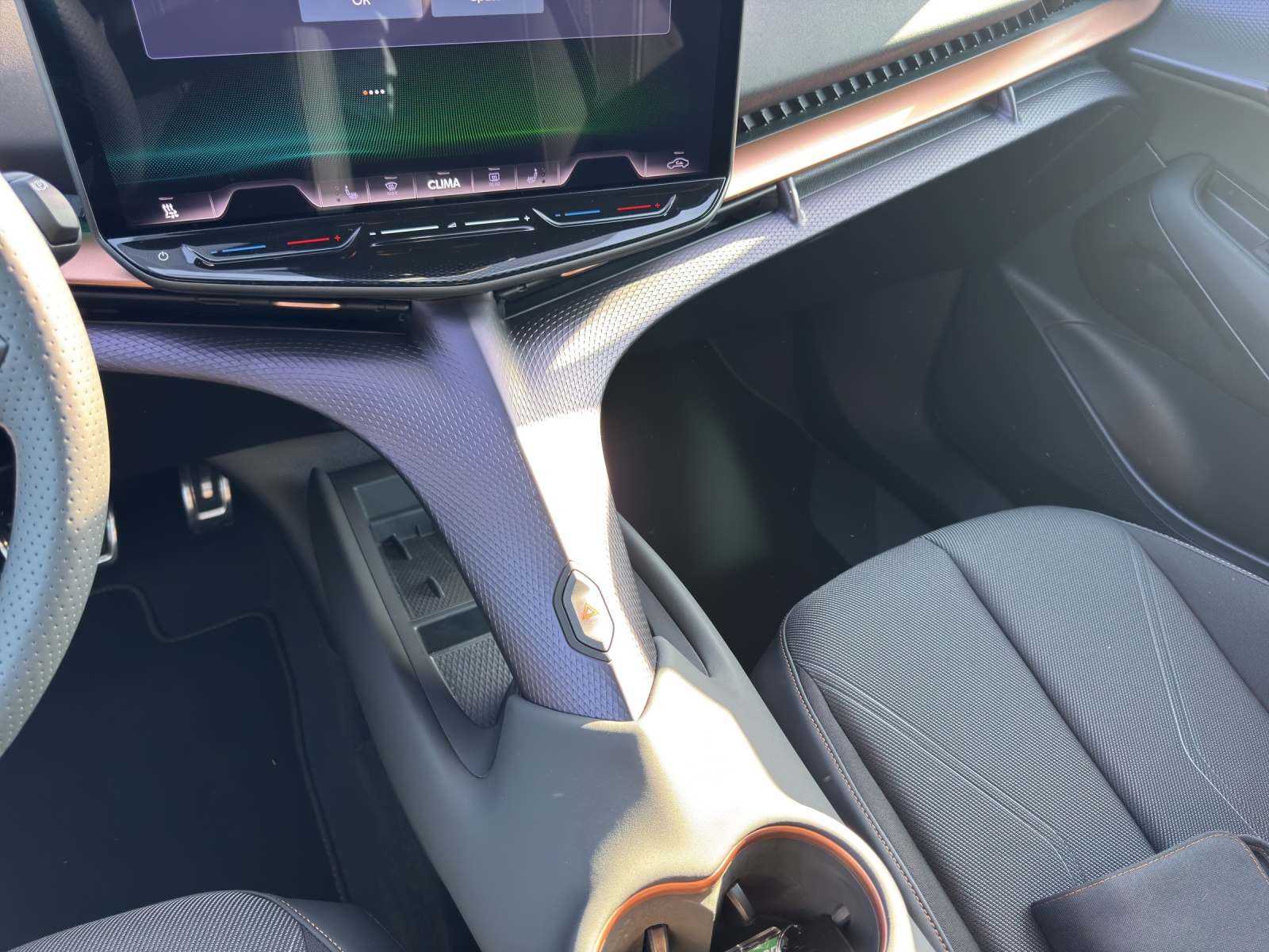 CUPRA Tavascan Type 8 77 kWh VZ-image-11