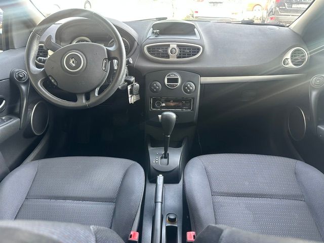 RENAULT Clio 1.6 16V Dynamique-image-6