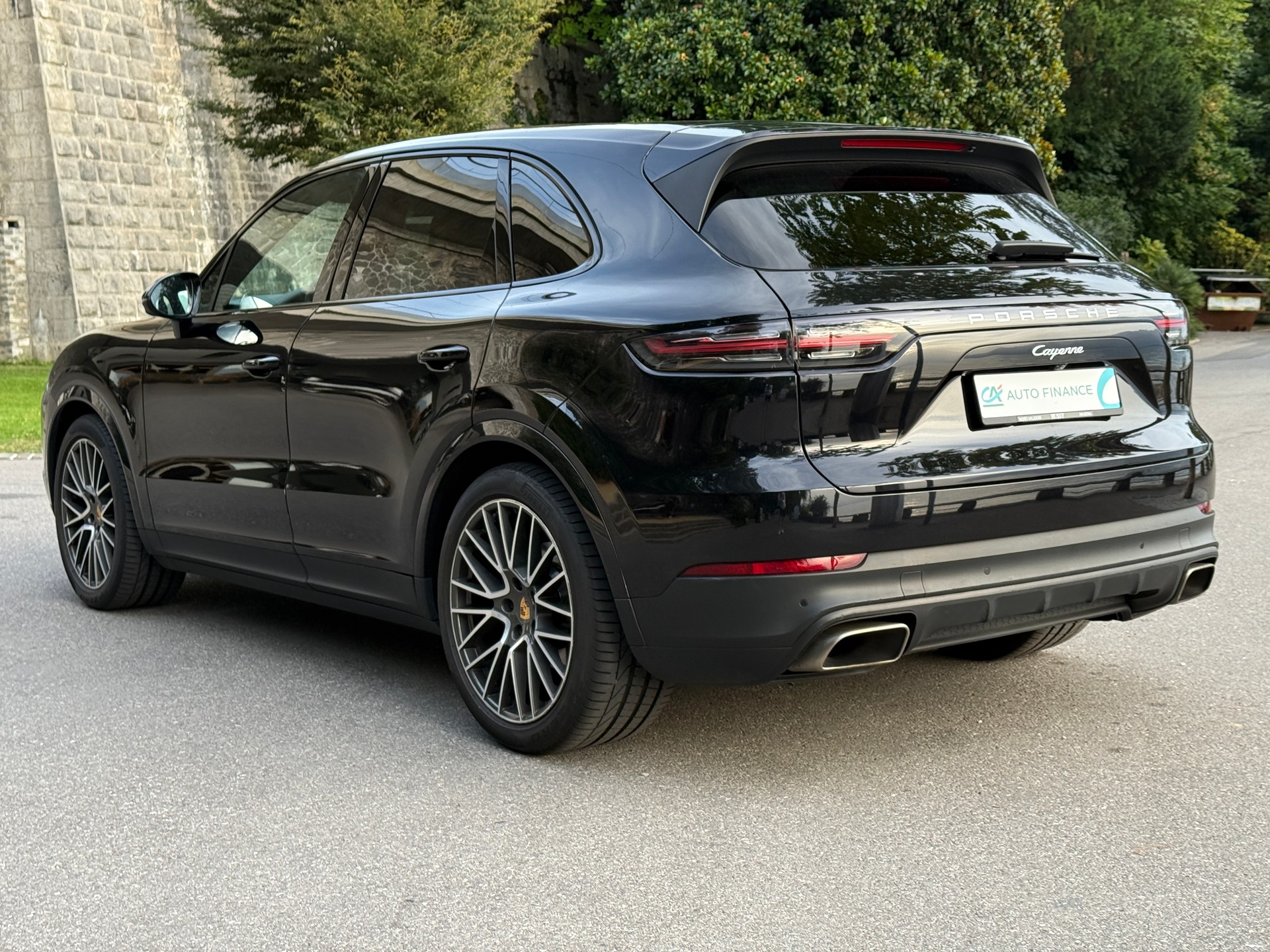 PORSCHE Cayenne-image-22