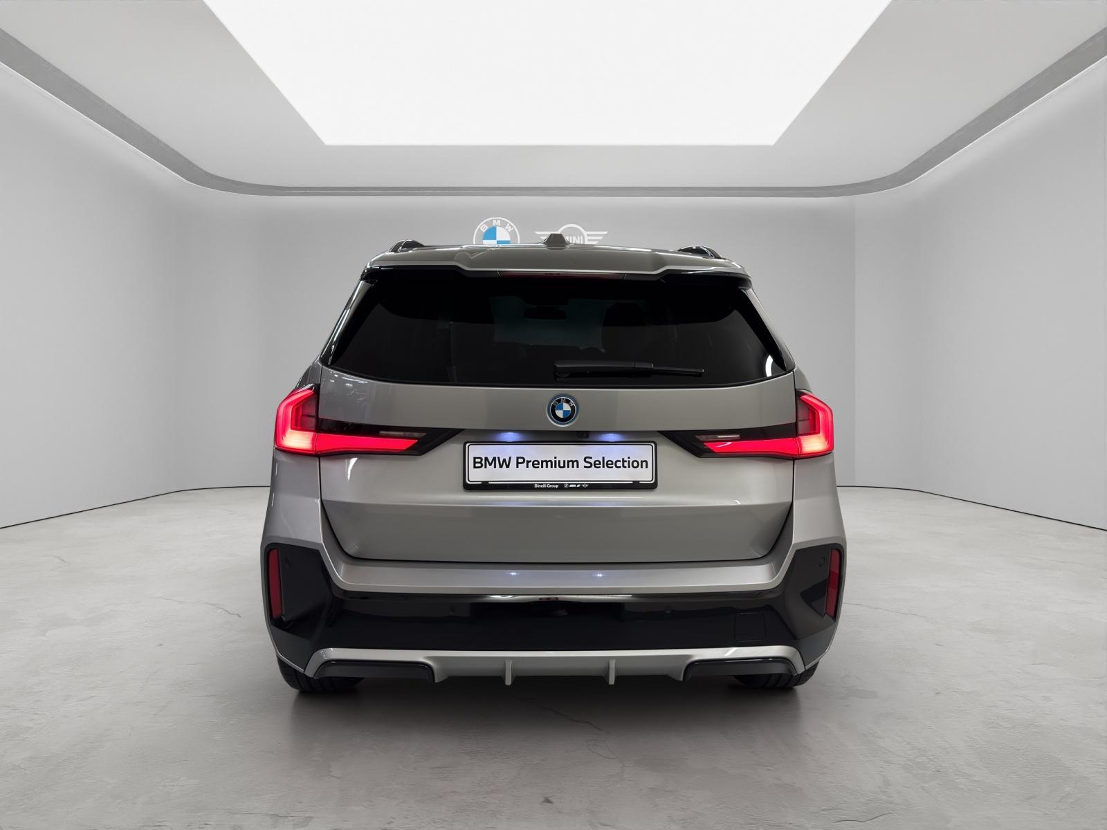 BMW X1 U11 30e xDrive-showroom-element-3