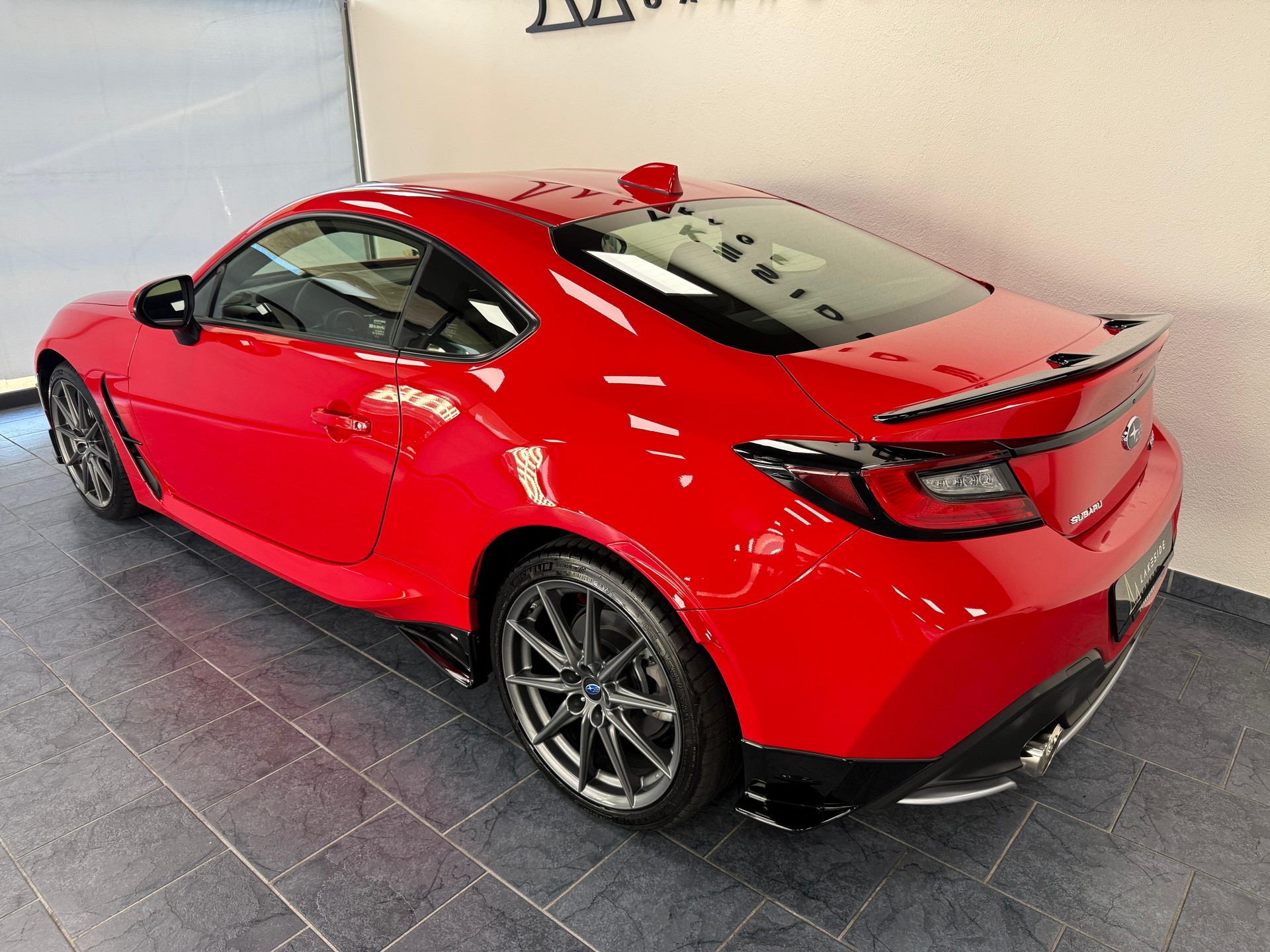SUBARU BRZ 2.4 STI Line-image-8