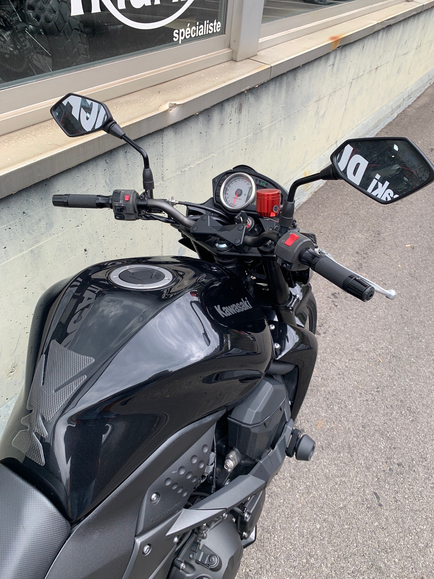 KAWASAKI Z 750 ABS-image-3