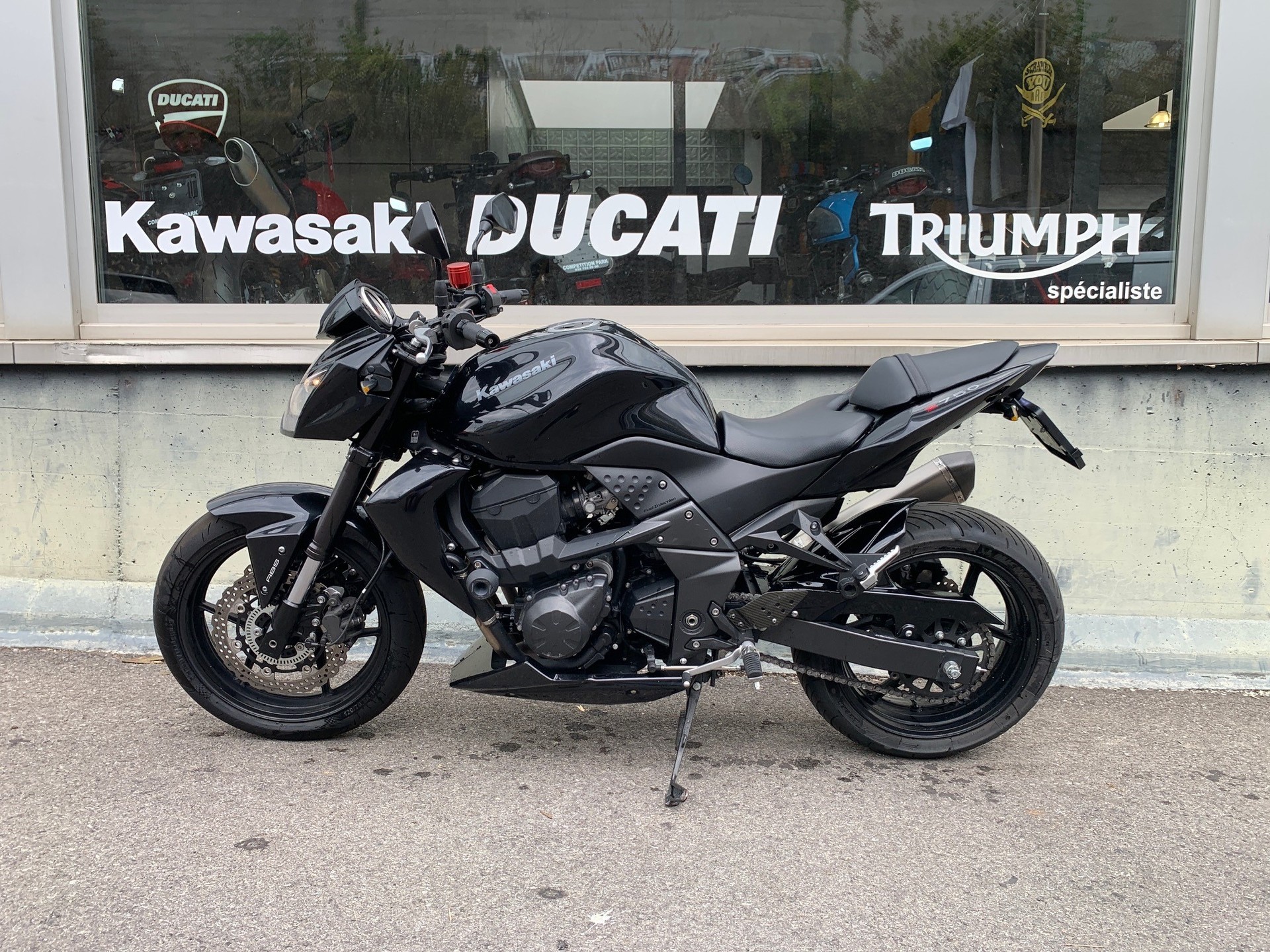 KAWASAKI Z 750 ABS-image-1