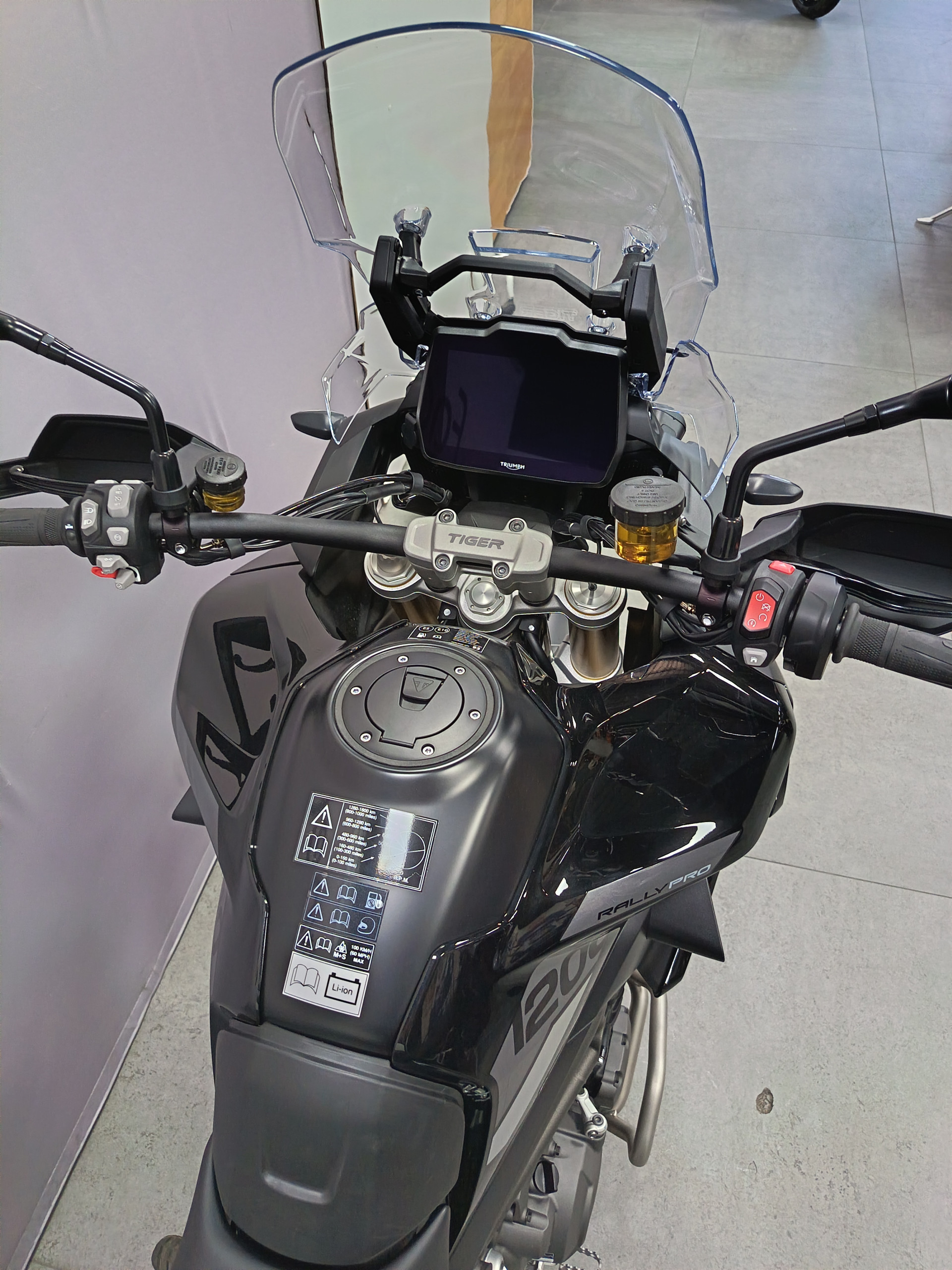 TRIUMPH Tiger 1200 Rally Pro-image-4