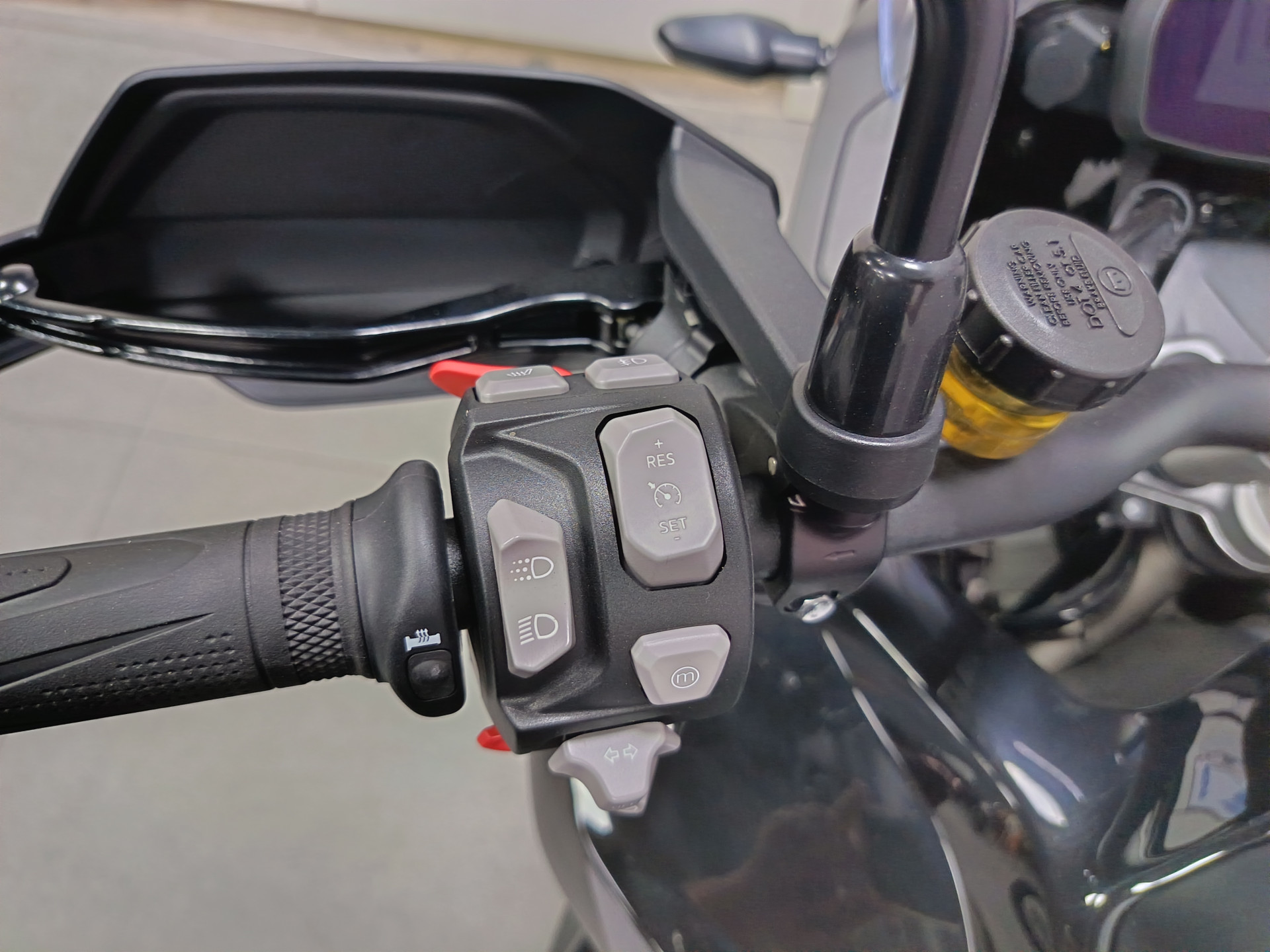 TRIUMPH Tiger 1200 Rally Pro-image-6