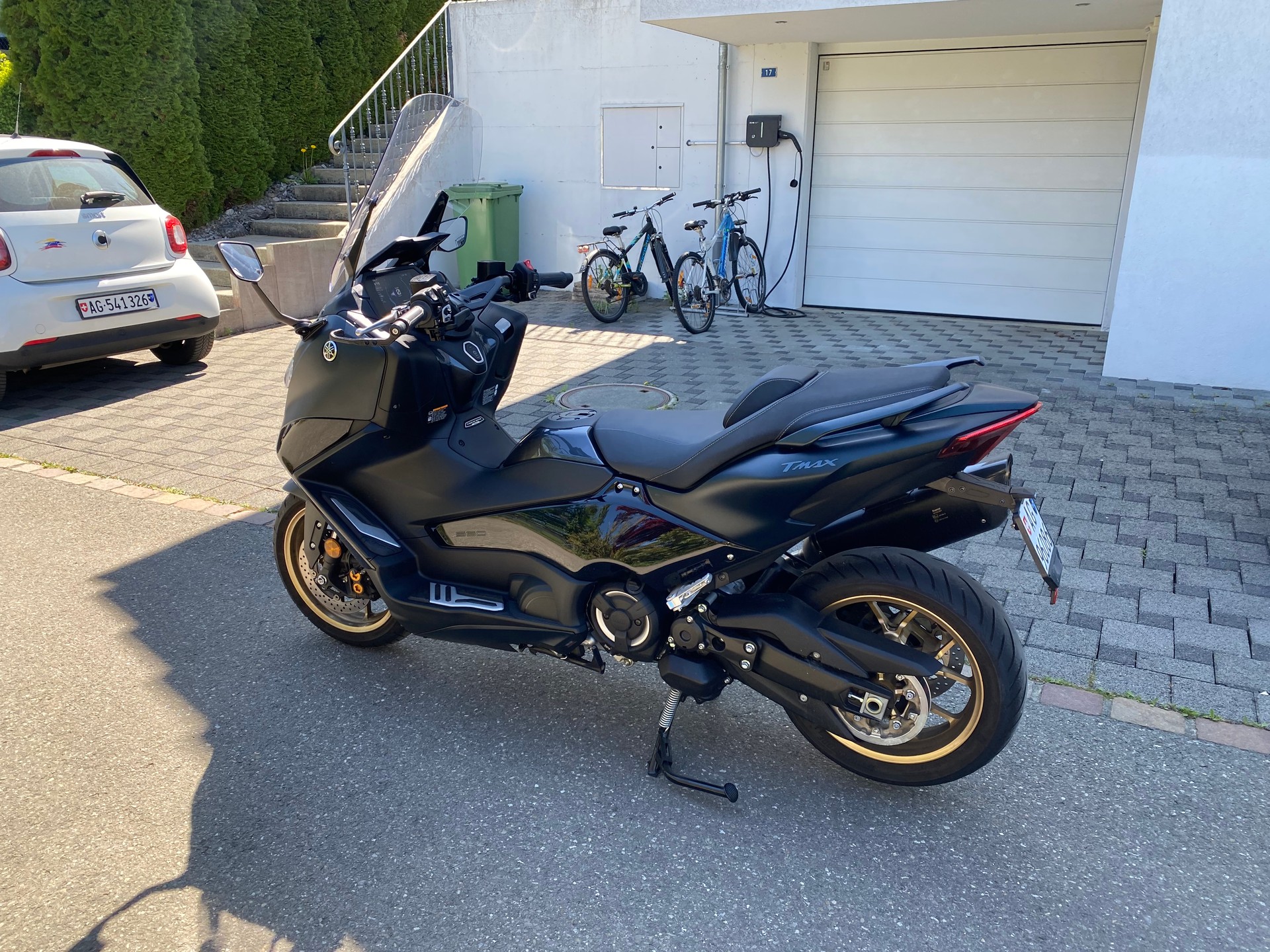 YAMAHA T-MAX Tech-Max XP 560-image-5