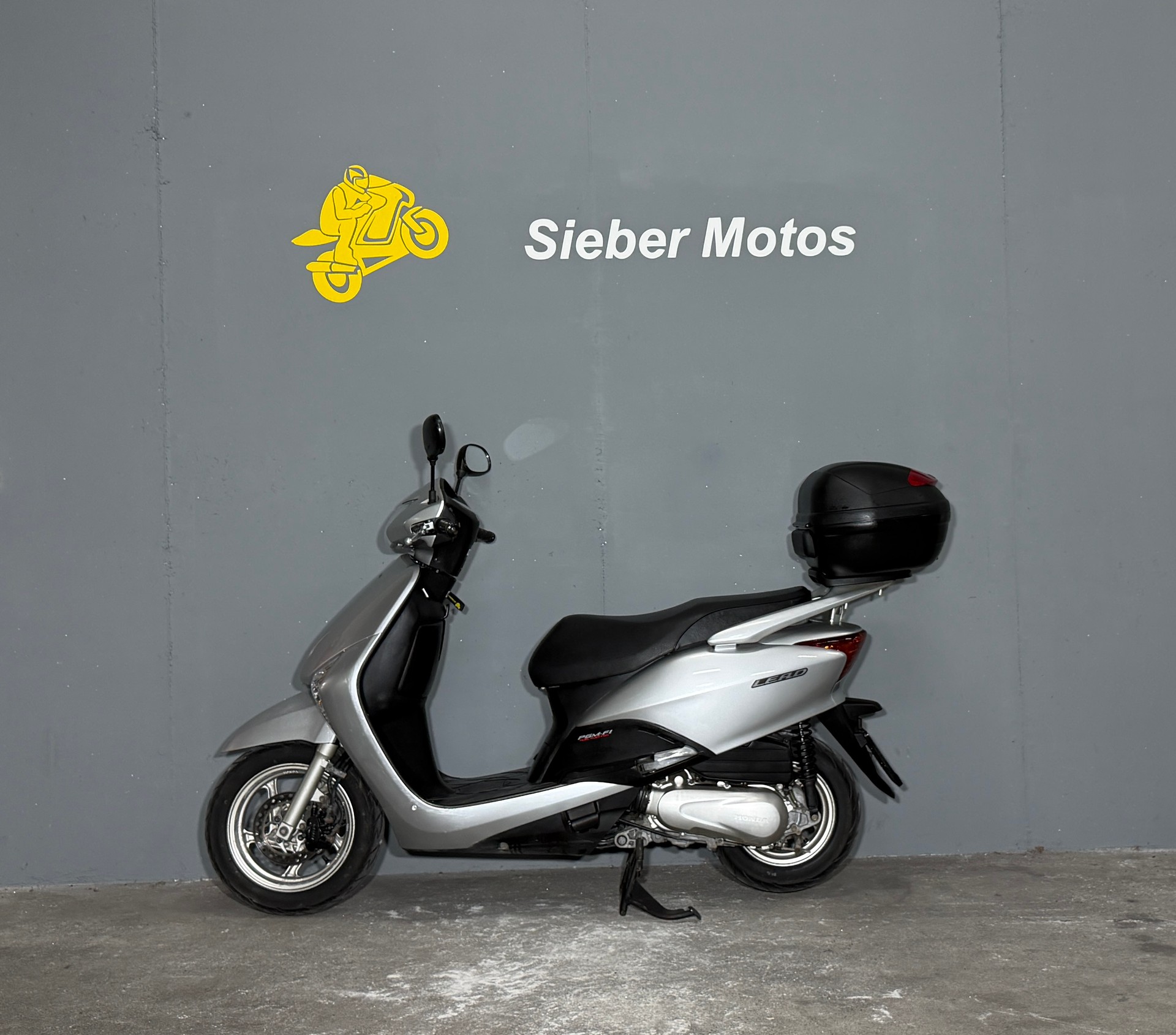 HONDA Lead 110-image-2