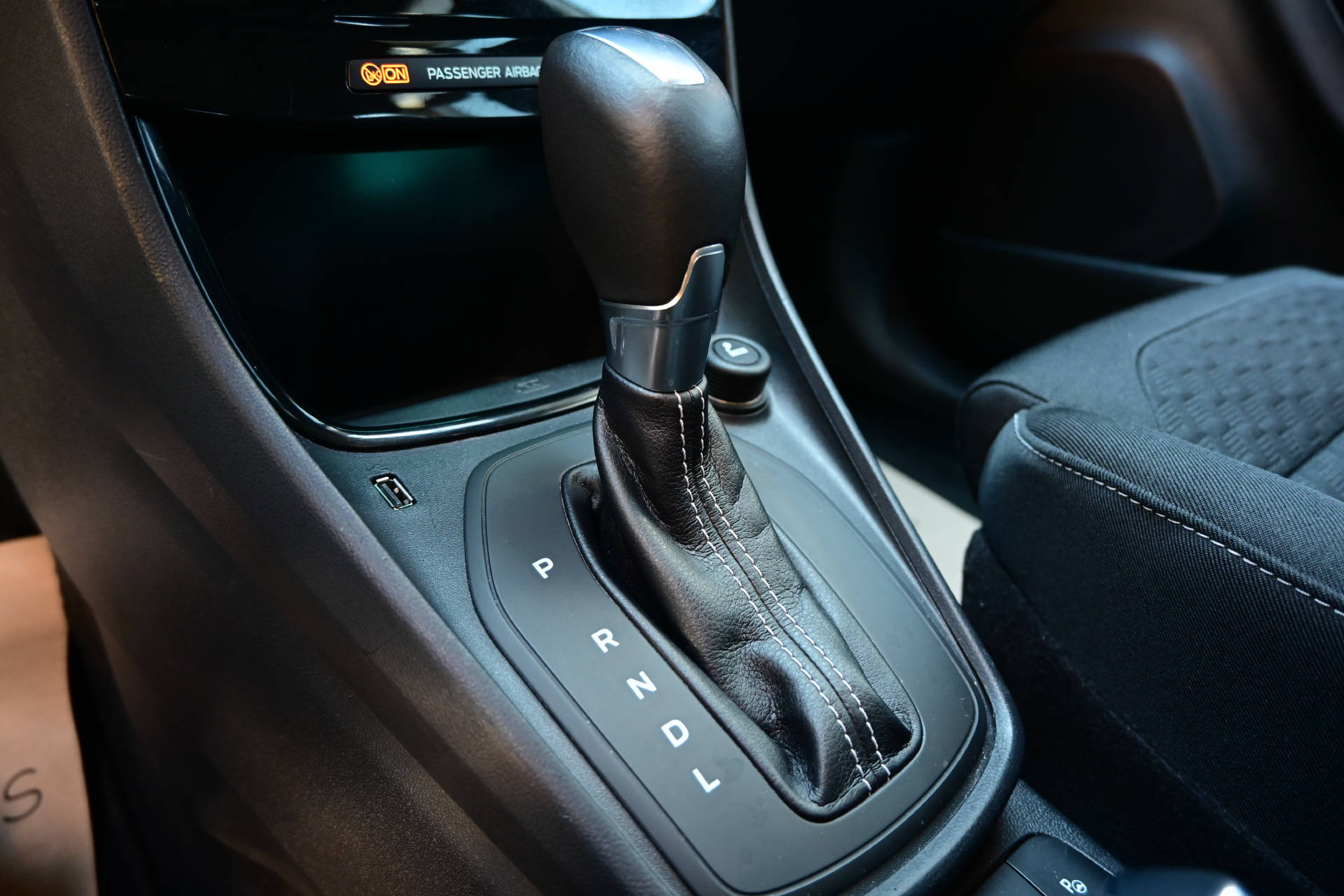 FORD Puma 1.0 EcoB Hybrid 125 Titanium-image-15